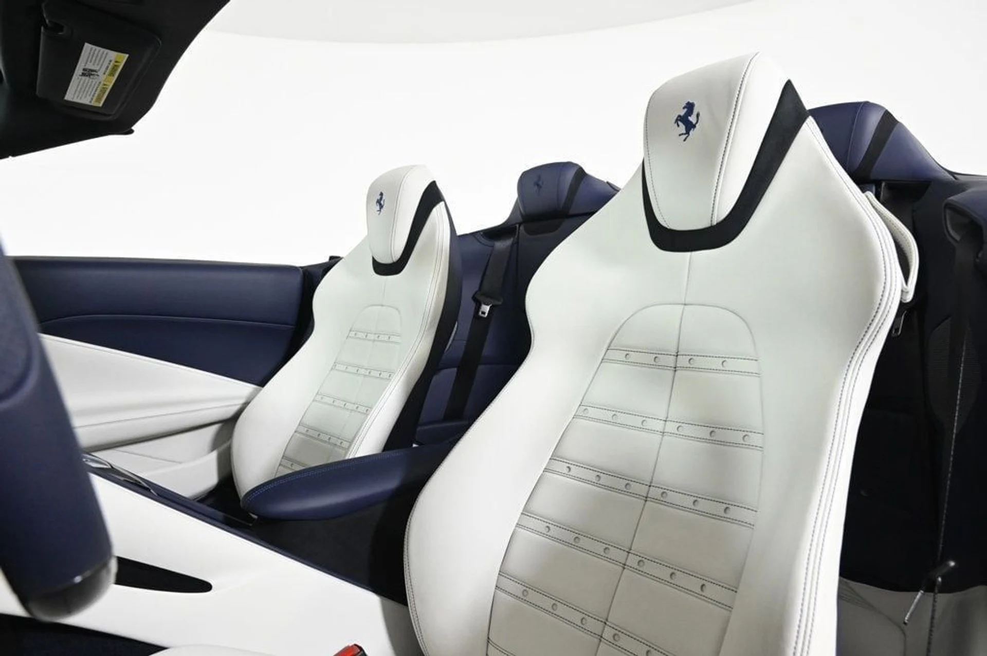 mph003_1913858204_f6cfbfcaa15641fbaf8cd743d54b537d_990fd650bd