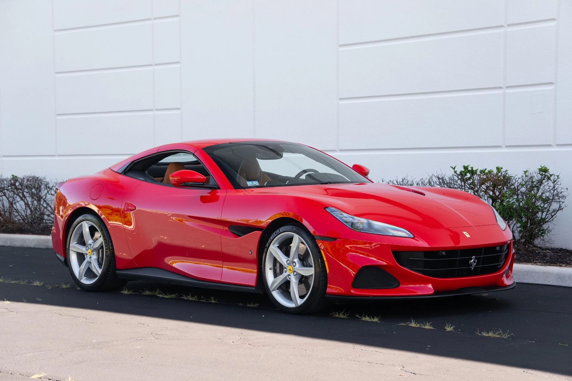 mph003_191506032_Used_2023_Ferrari_Portofino_M_1778867295_a952ee2932