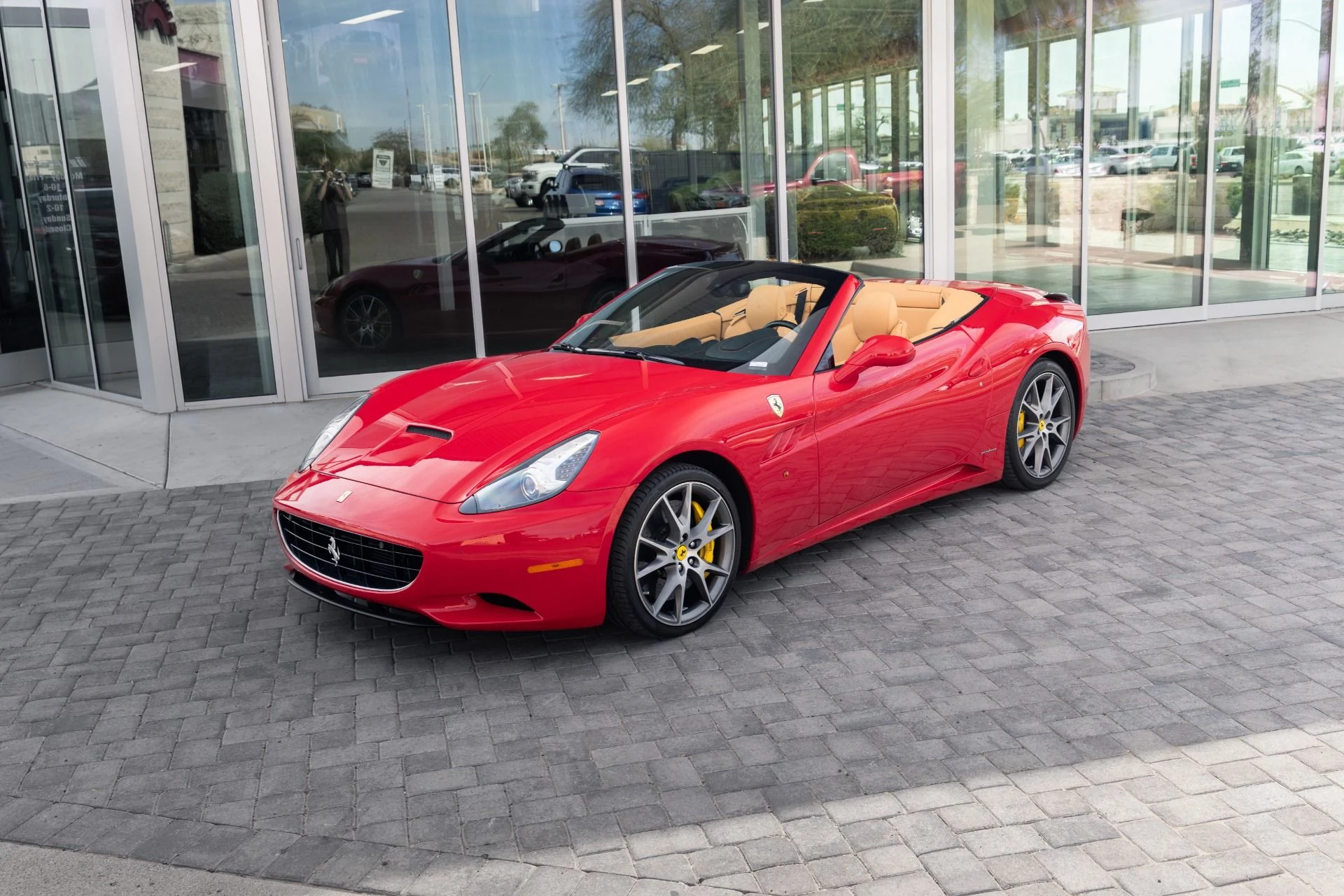 mph003_1921875033_Used_2010_Ferrari_California_1772056866_ae0b441b5f