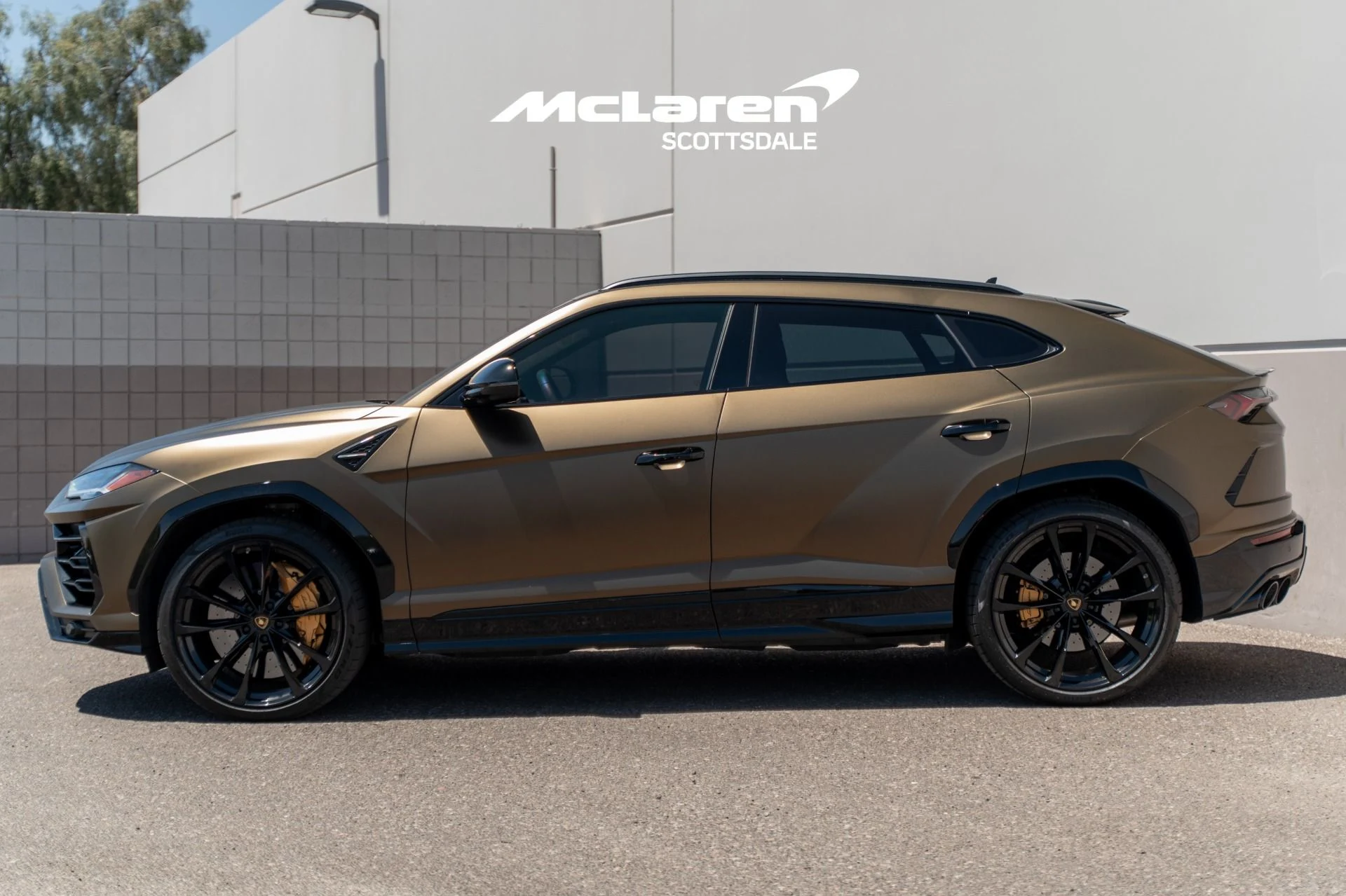 mph003_1926317221_Used_2021_LAMBORGHINI_URUS_1777648780_854cd3e3d4