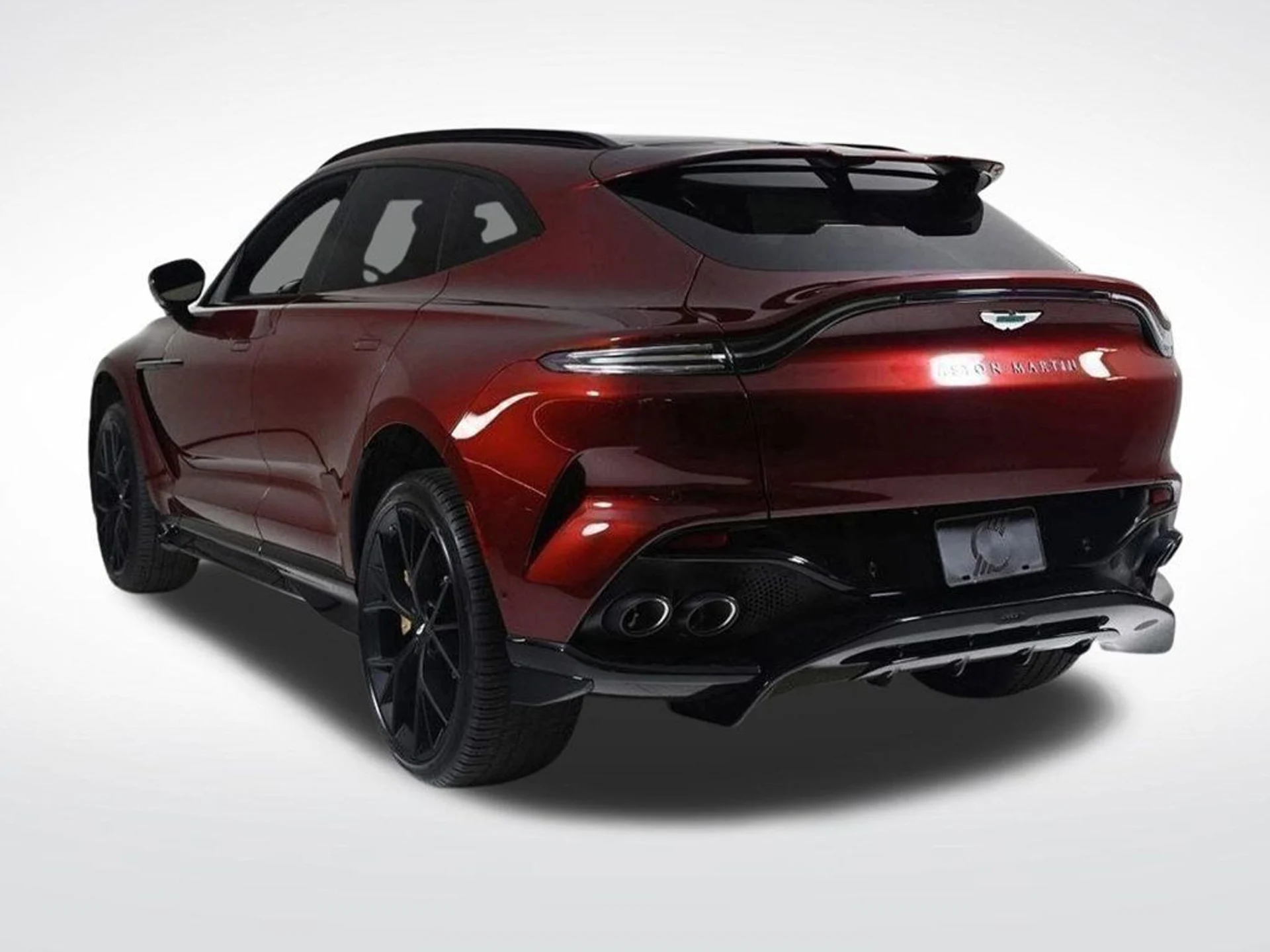 mph003_1927606137_new_2025_aston_martin_dbx_707awd_11350_22854858_3_1024_6caf840ba5