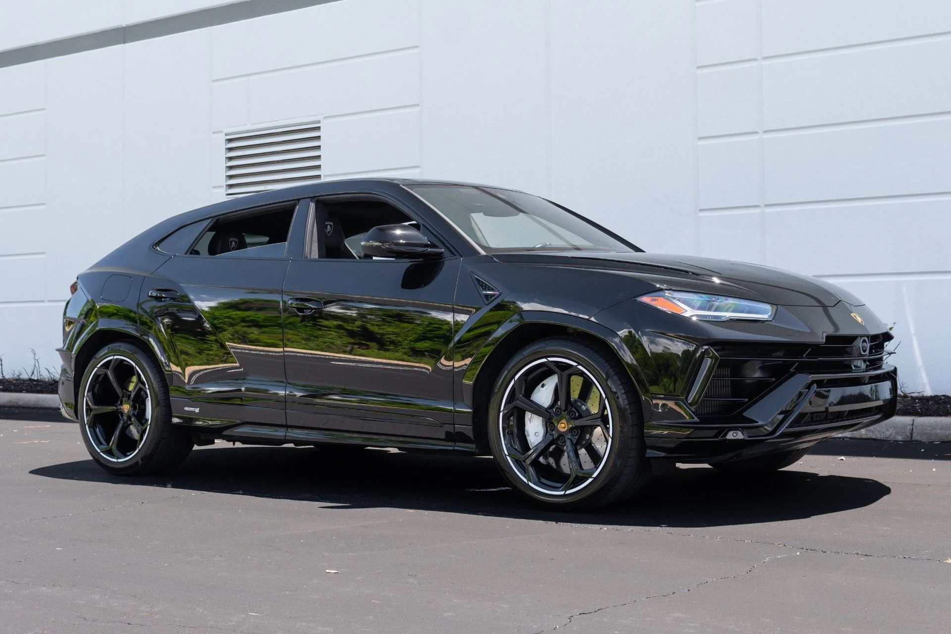mph003_1928978689_Used_2023_Lamborghini_Urus_S_1780940773_2fbeccfccf