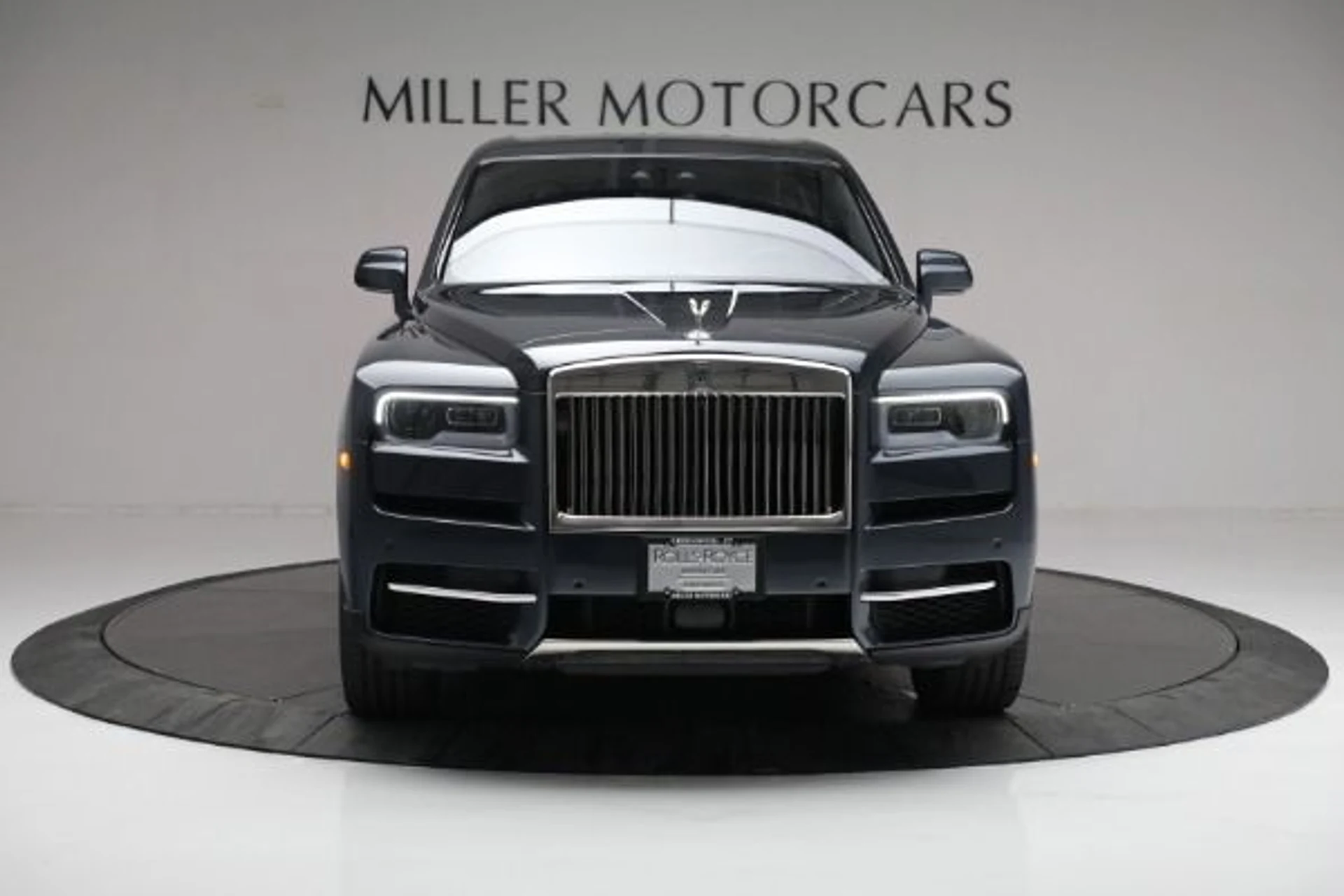 mph003_193443677_Used_2019_Rolls_Royce_Cullinan_e3a946b01d