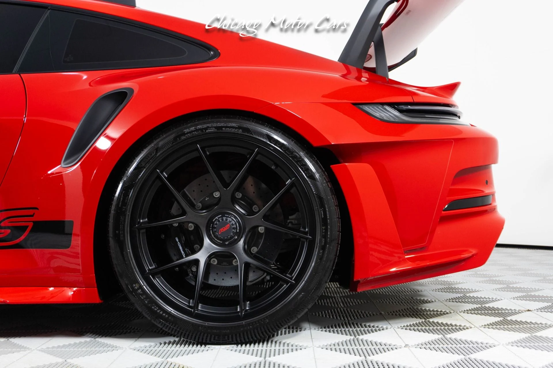 mph003_1950592365_13042_p4_l_75b1cb1711