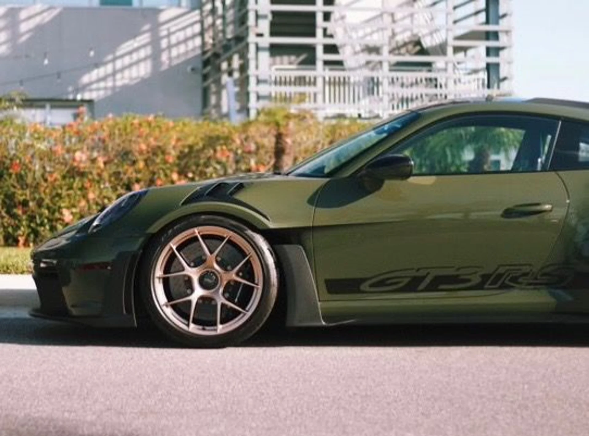 mph003_1970752438_Used_2024_Porsche_911_GT_3_RS_1769797360_b07b16ffe5