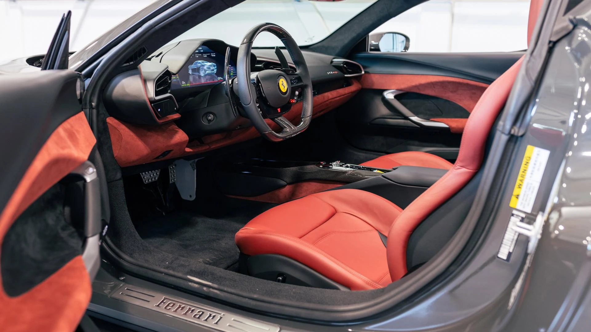 mph003_1981780879_Used_2025_Ferrari_296_GTS_Base_1782922924_0e4de8bd8e