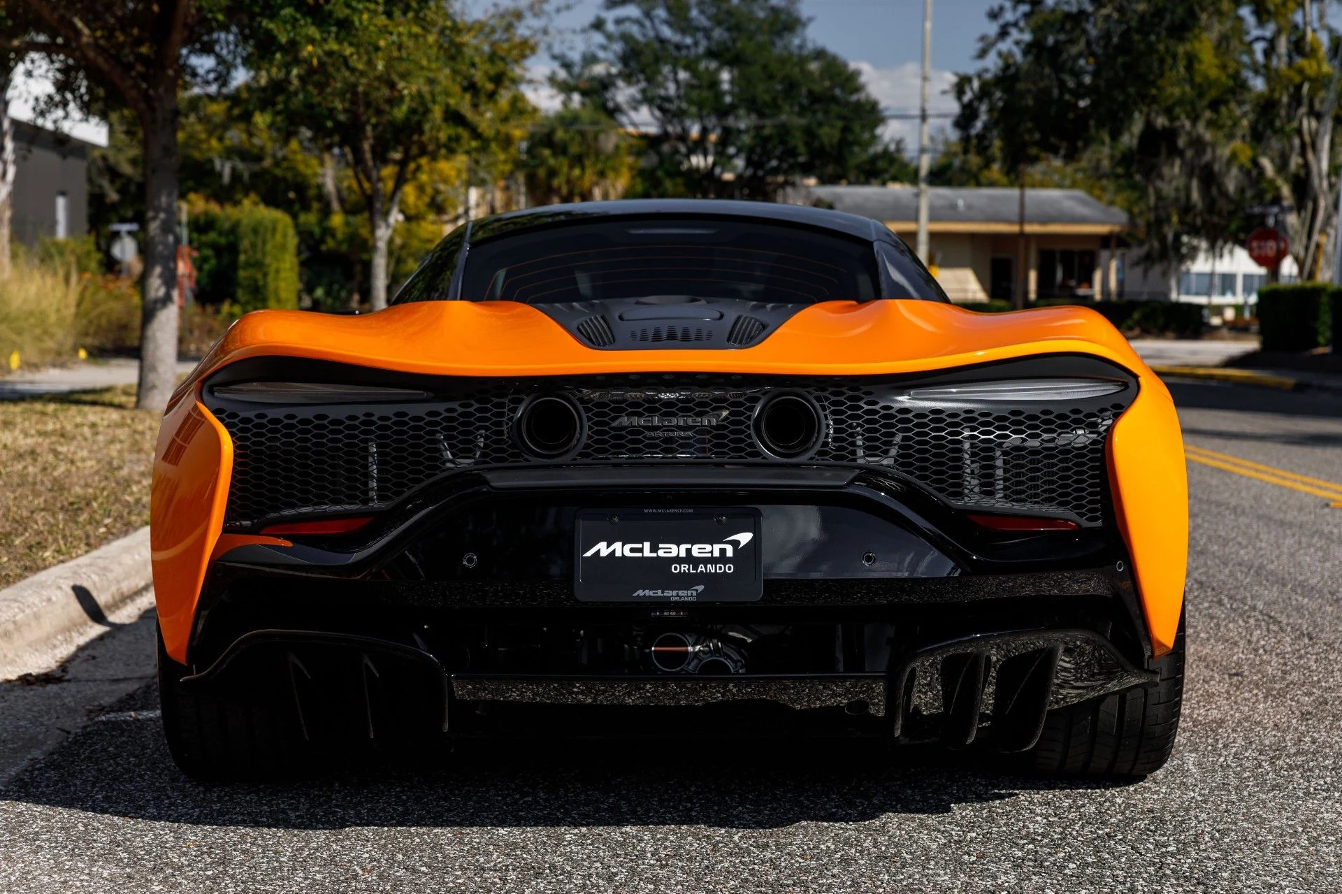 mph003_1984145428_653_p4_l_4141dcd314