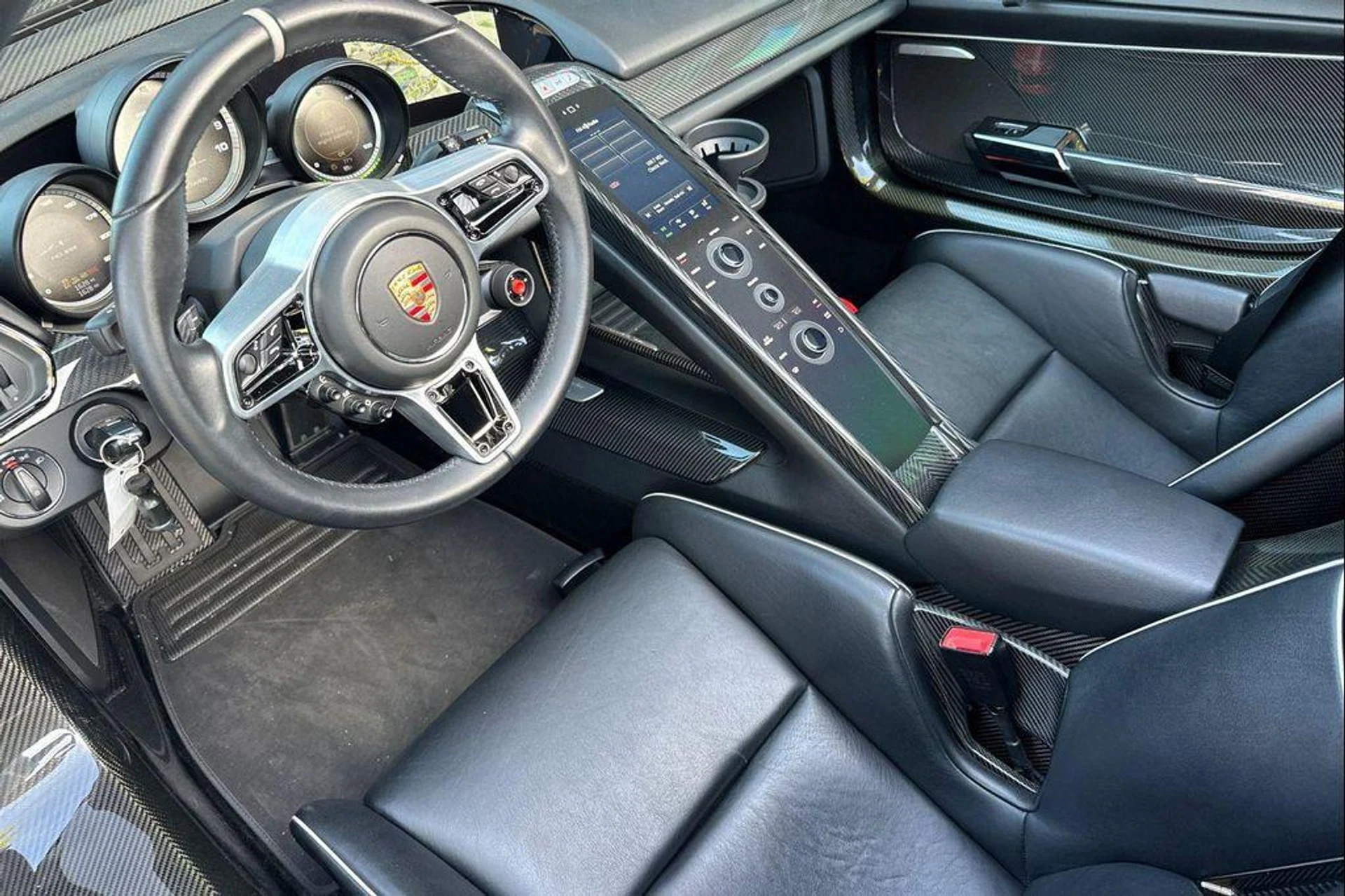 mph003_1999762724_hye_Vz_N_Sr9_G_Yh_RTD_8zeefc_Tq0_Fgs_19347cfd85