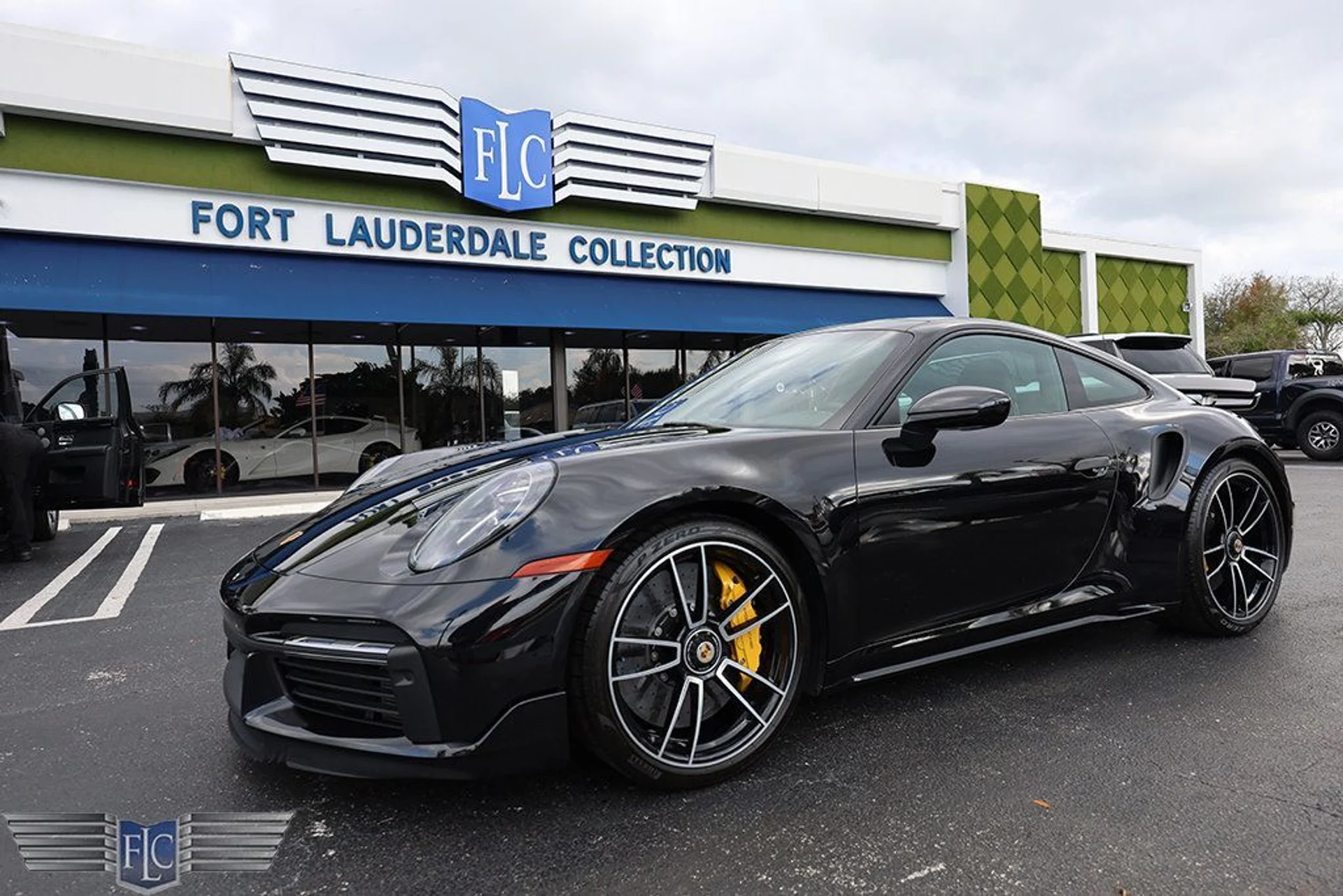 mph003_2004217161_used_2022_porsche_911_turboscoupe_6305_22972338_4_1024_13e85906ab