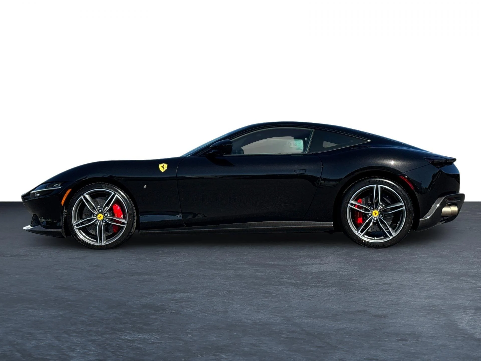 mph003_2012391964_Used_2023_Ferrari_Roma_Base_1755353119_168034fbe4