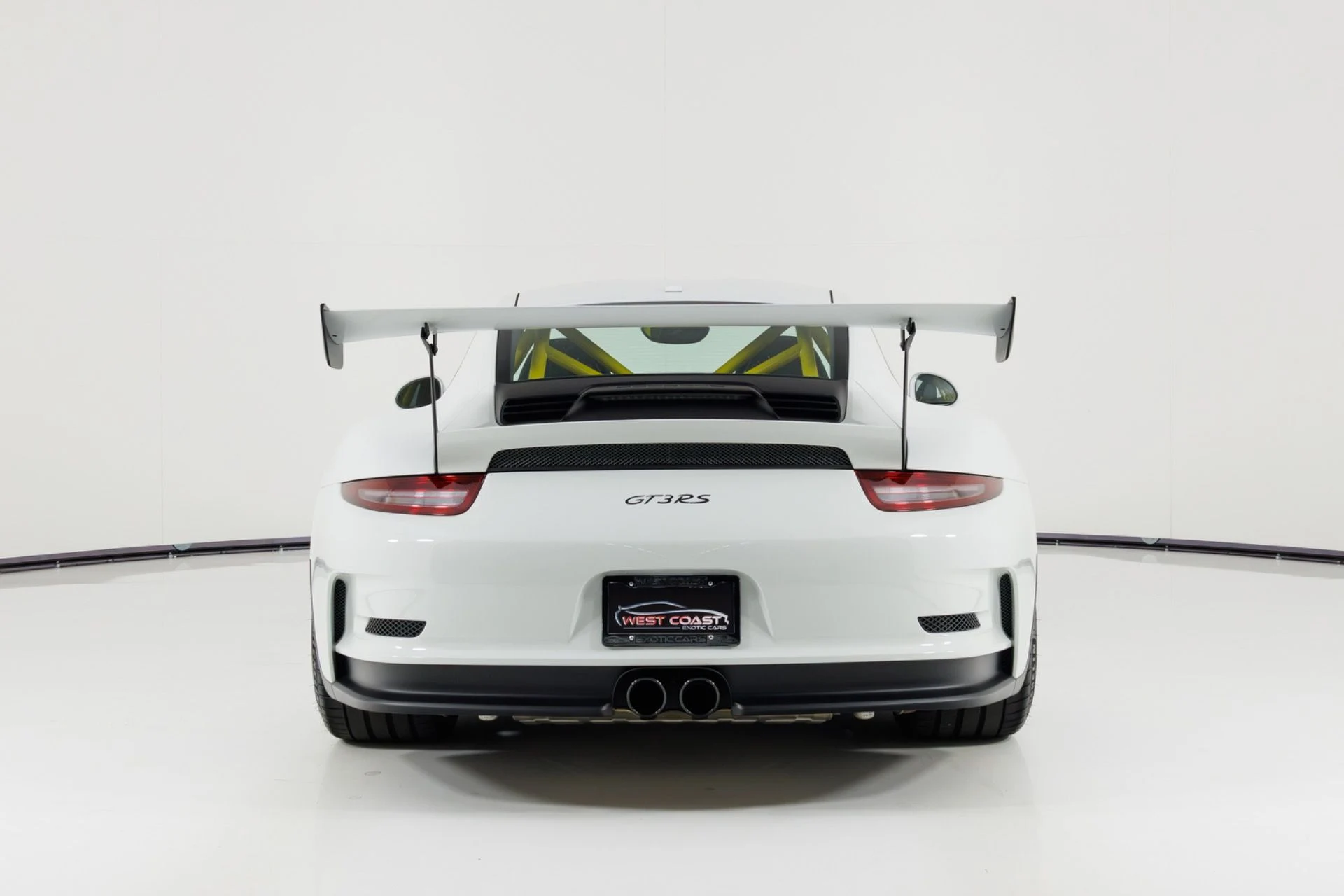 mph003_2015793476_Used_2016_Porsche_911_GT_3_RS_1775150673_9577bc6631