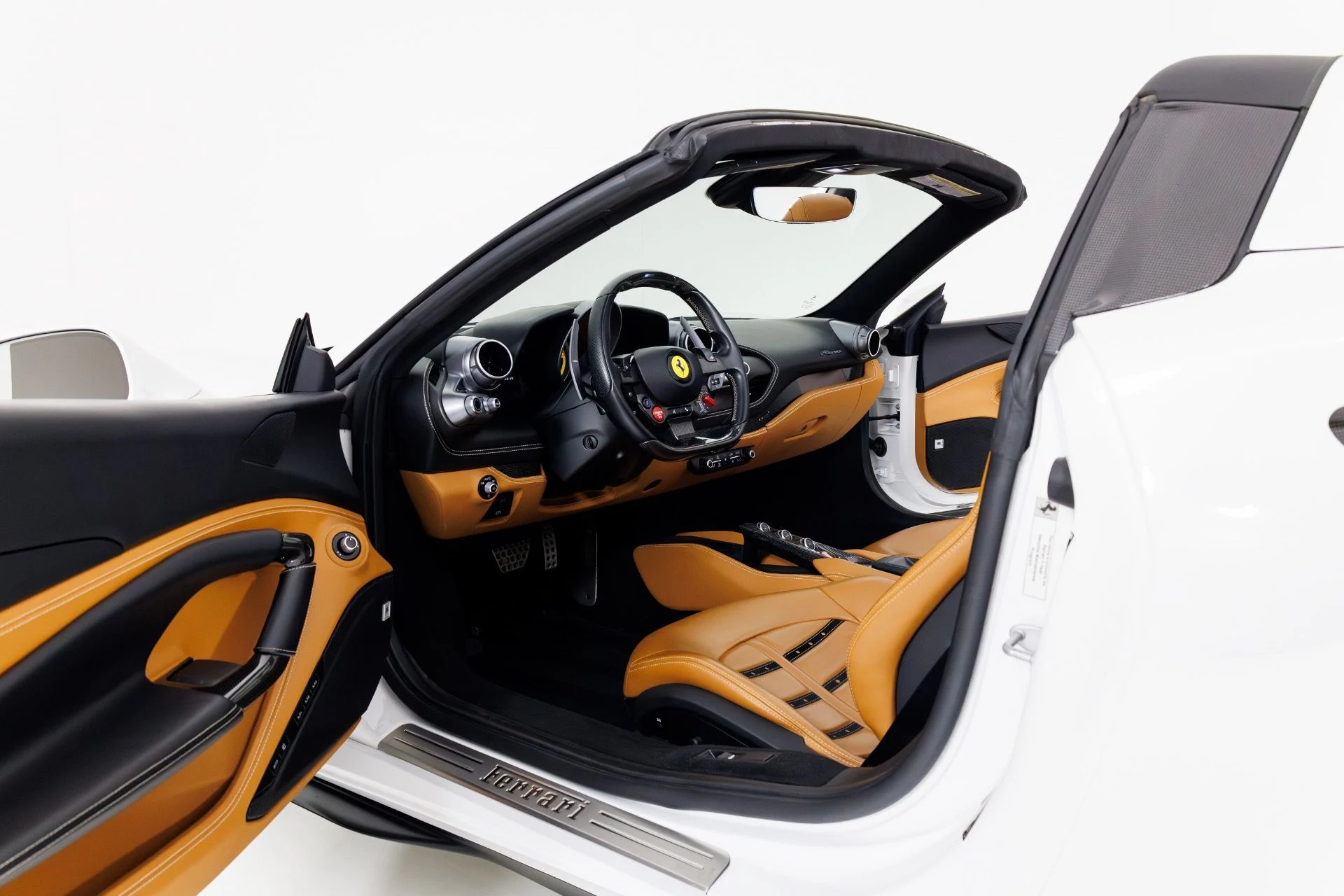 mph003_2037708692_Used_2023_Ferrari_F8_Spider_1770661861_90a6987417