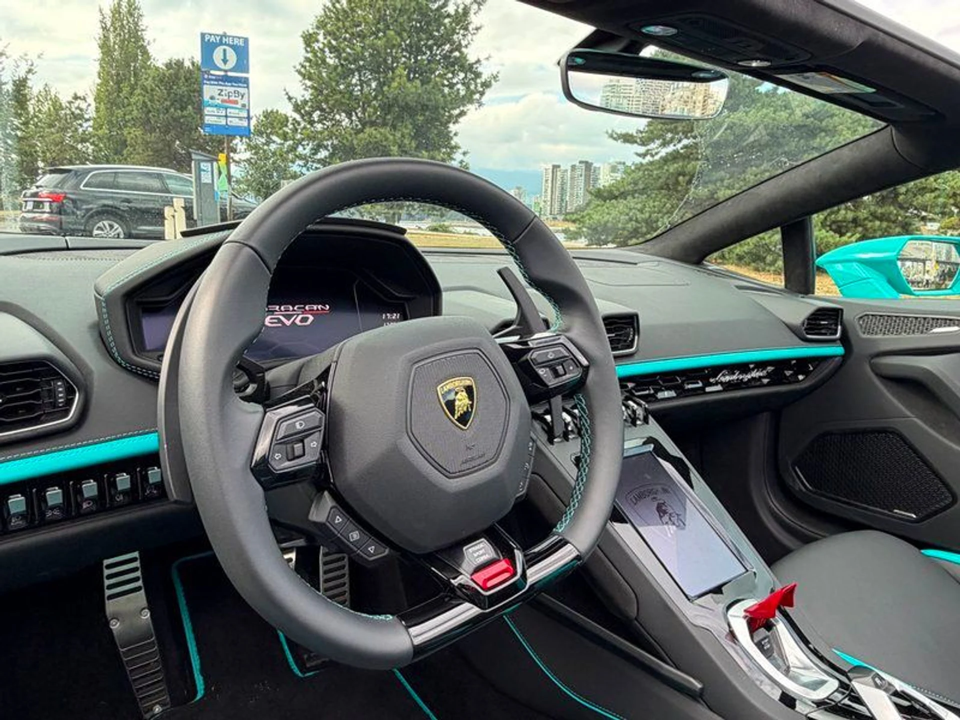 mph003_2044933935_38812423_05195_2024_lamborghini_huracan_004_ae04b57b19