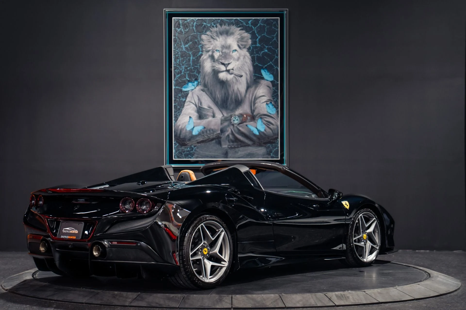mph003_2054707243_Used_2022_Ferrari_F8_Spider_Full_Carbon_Interior_1786139144_21c9418f63