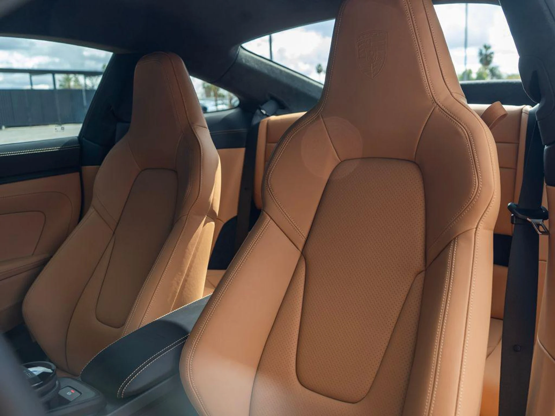 mph003_20558342_Sv_Sz_D_Fe7_Qau0_QO_1_F9qj_I4_vcd_OA_939bf5267a