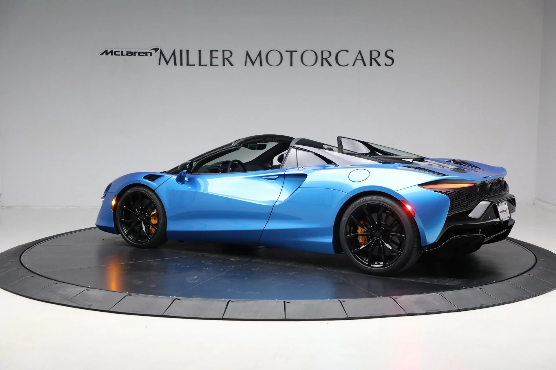 mph003_2059921484_New_2025_Mc_Laren_Artura_Spider_Tech_Lux_add83b76fe