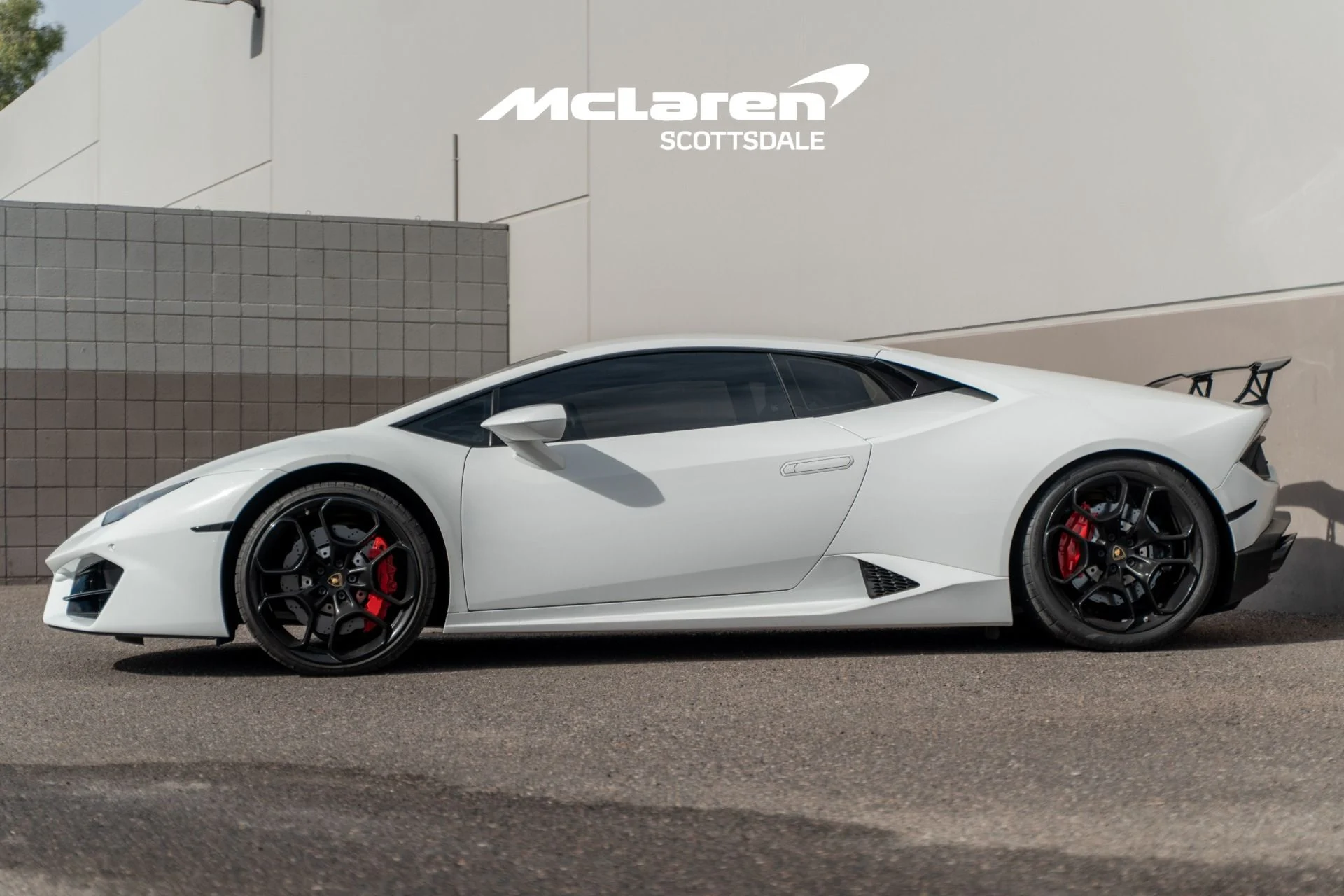 mph003_2066232800_Used_2018_LAMBORGHINI_HURACAN_LP_580_2_1764564005_389cbbb885