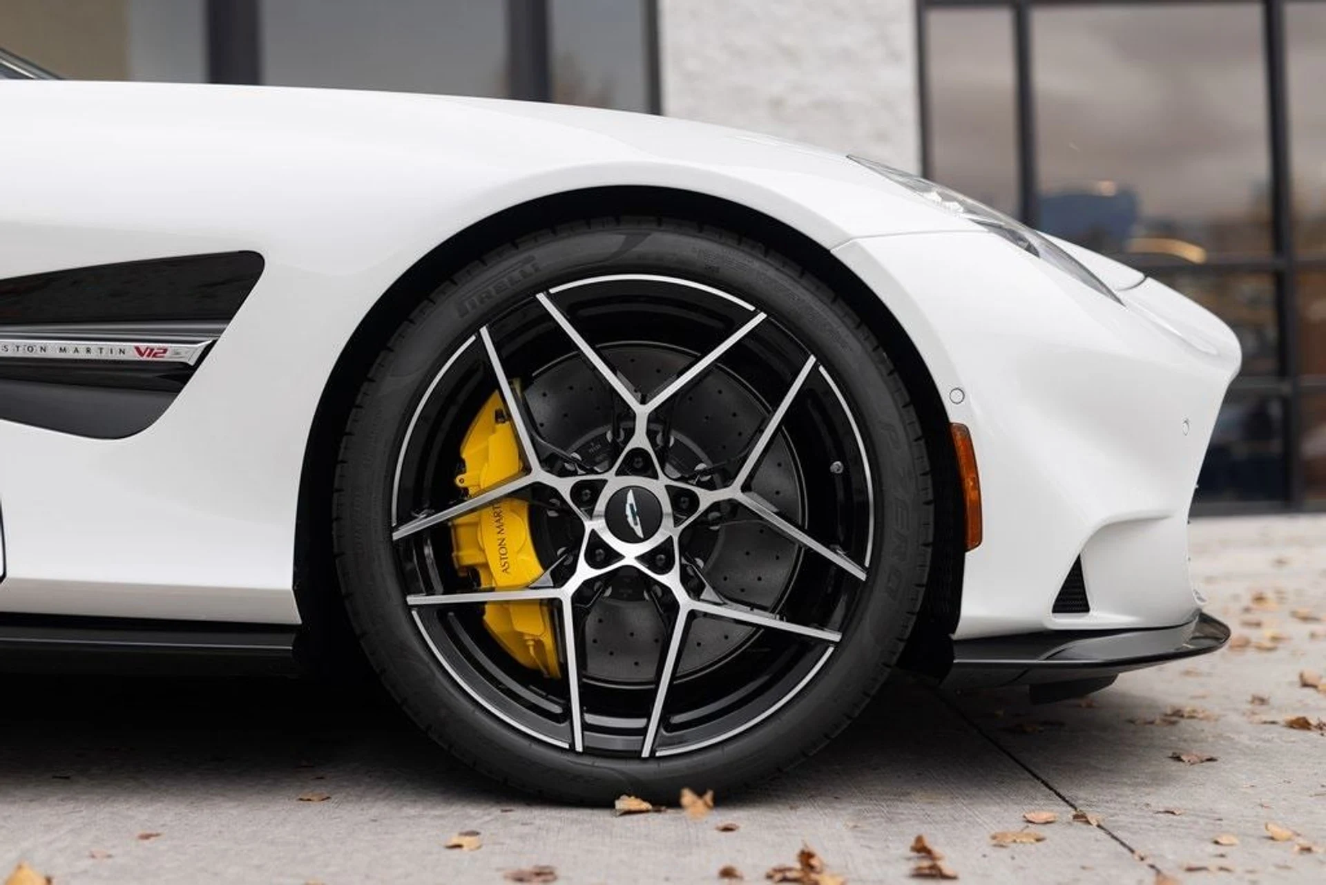 mph003_2075439747_24e06877683070e6e1655ae40502bb6dx_8abbc10a81