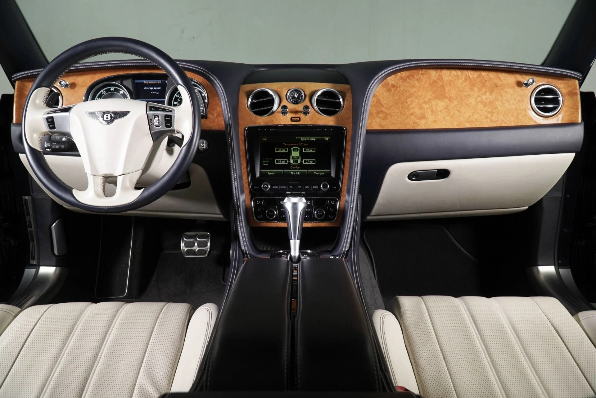 mph003_2078005003_Used_2015_Bentley_Flying_Spur_V8_1773689029_6fcc83de37