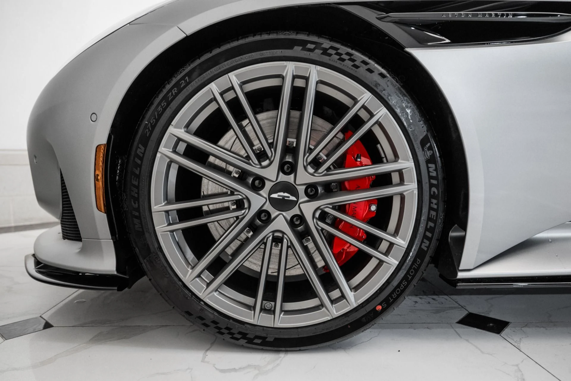 mph003_2080254201_New_2025_Aston_Martin_DB_12_Volante_1735316524_5437cc7e80