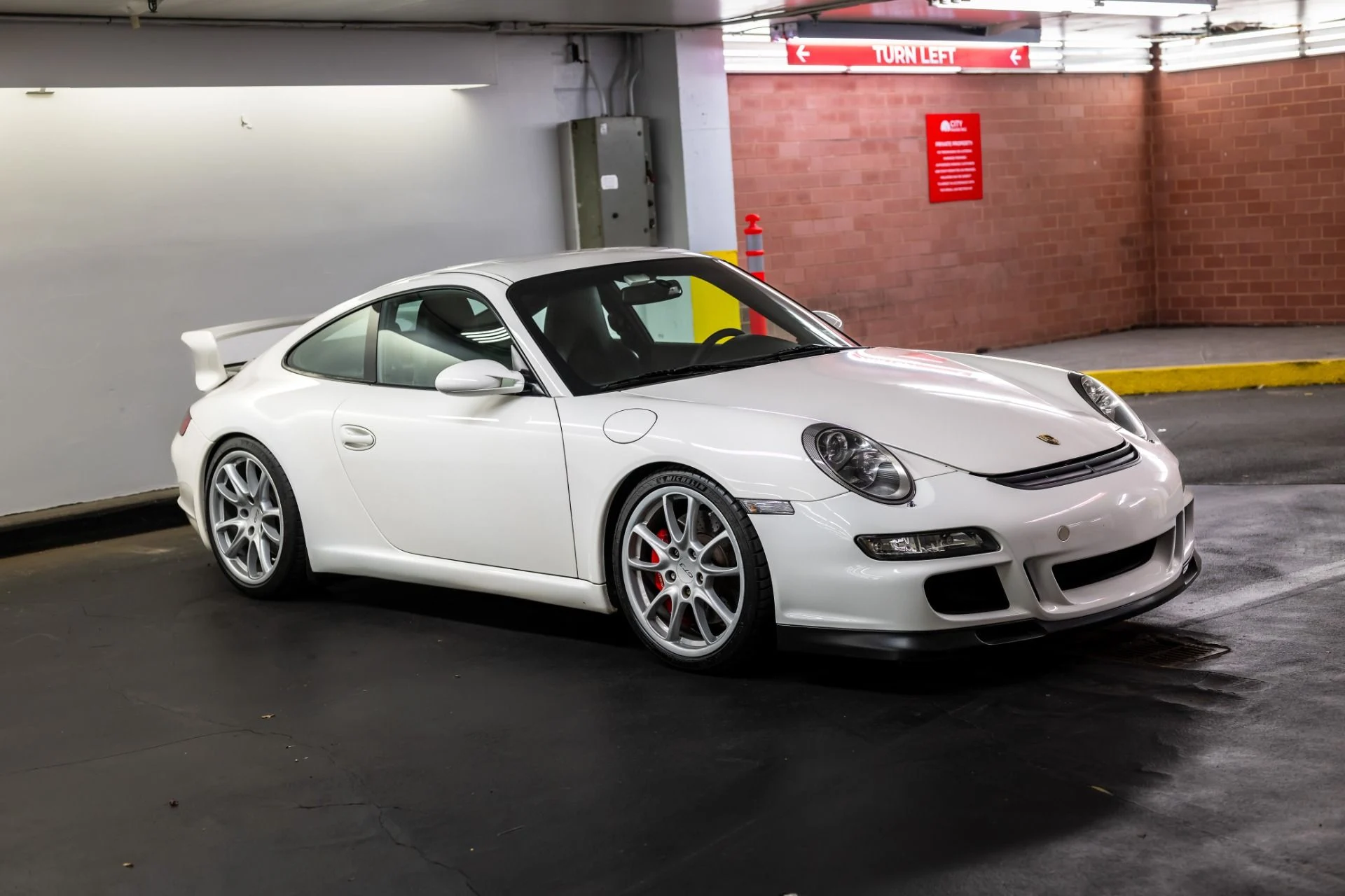 mph003_2081724393_Used_2007_Porsche_911_GT_3_1760553687_7c9ae335b8