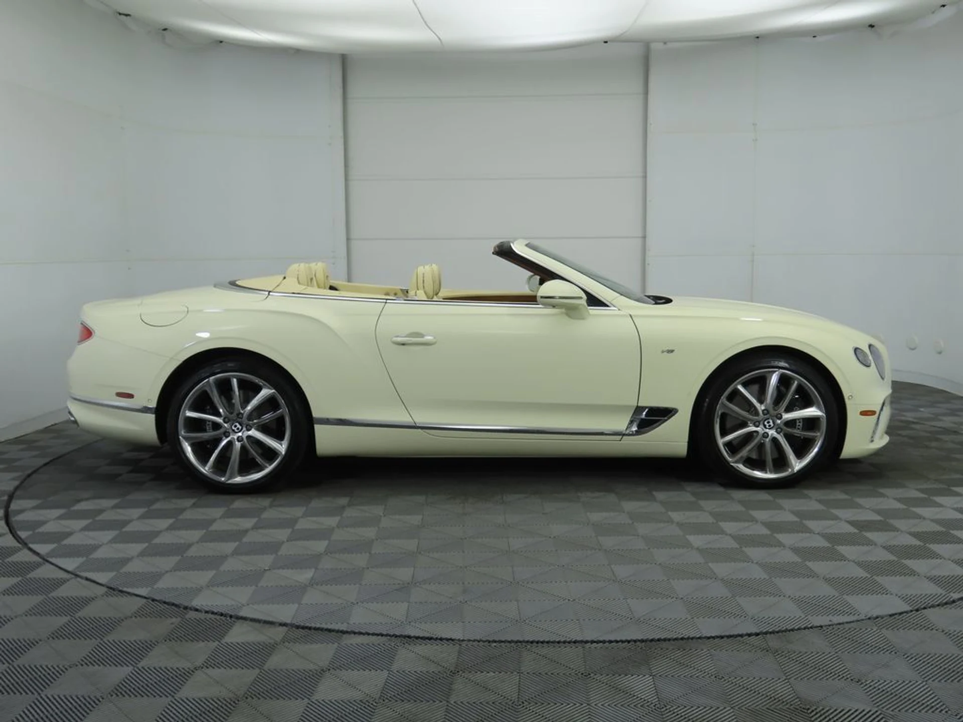 mph003_2087723615_used_2022_bentley_continental_gtmullinerconvertible_8119_22887196_4_1024_0b89c0abb6