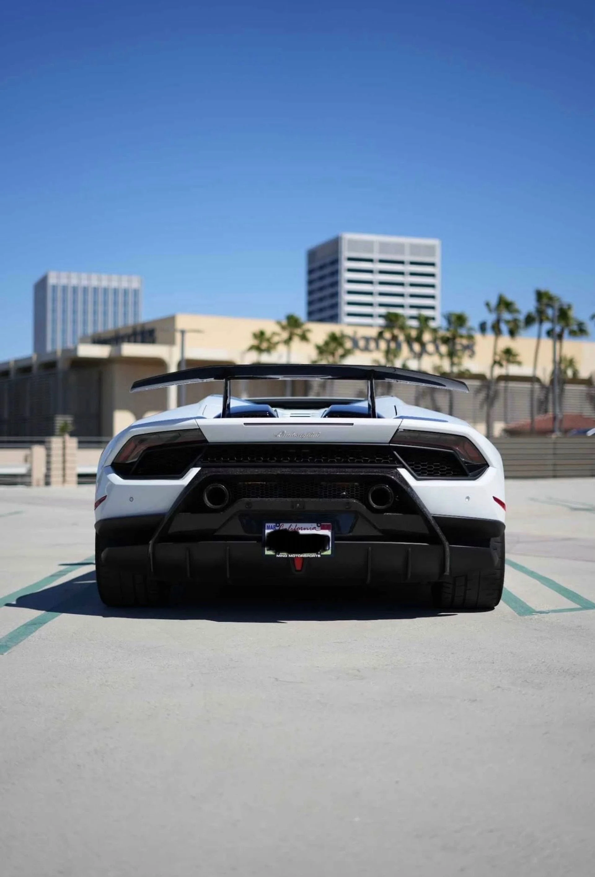 mph003_2091743705_Used_2018_Lamborghini_Huracan_LP_640_4_Performante_Spyder_1776111555_2eff19aaec