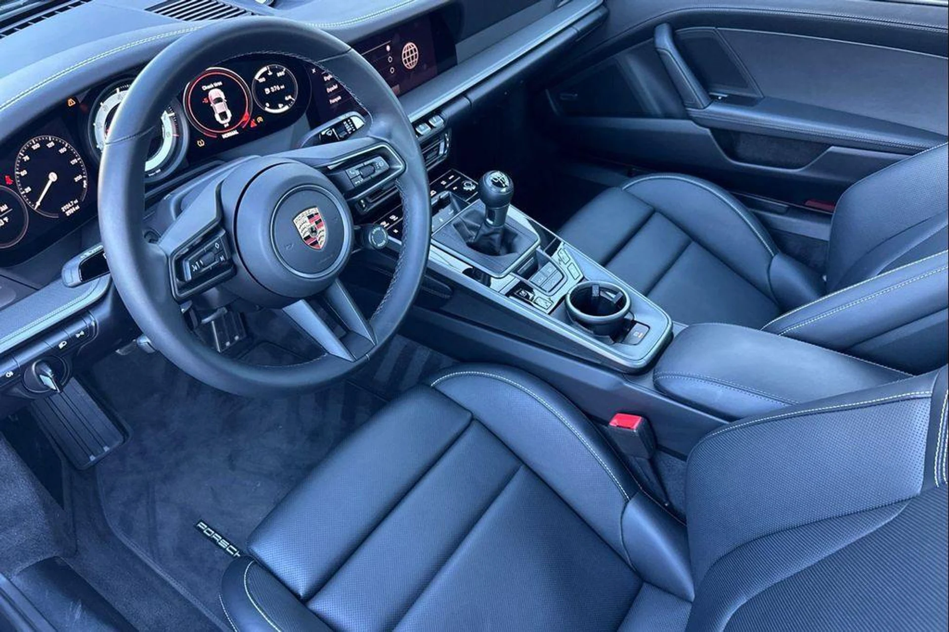 mph003_2096579388_z_O79_U1_Rn_Iybj_Xy_V9k_F_m_Vt_R_Xk_BI_b03a148eb4