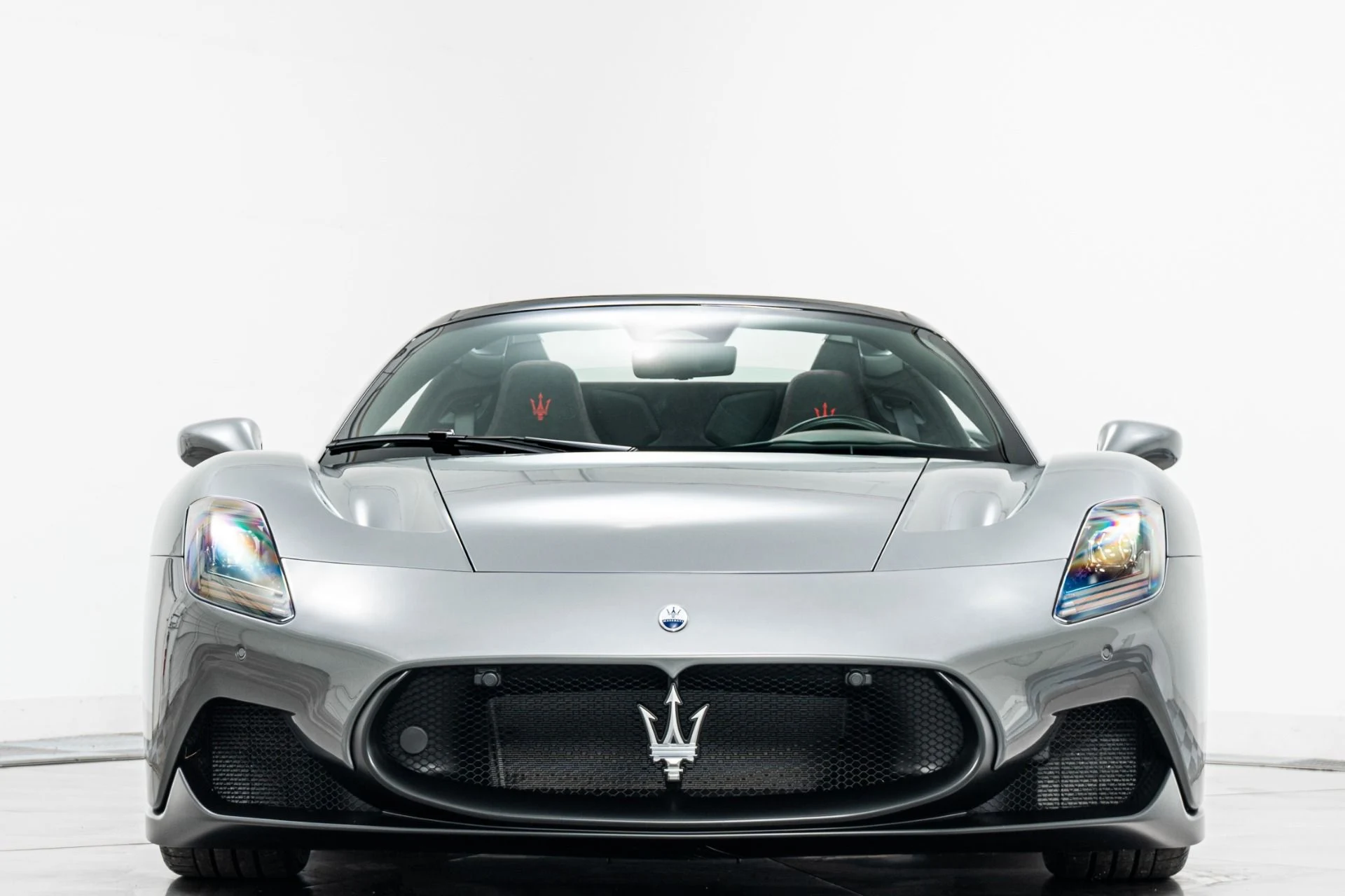 mph003_2111681151_Used_2023_Maserati_MC_20_Cielo_351_Miles_Lightweight_Racing_Seats_Interior_Carbon_Fiber_Package_1774034660_6d9a44ea6b