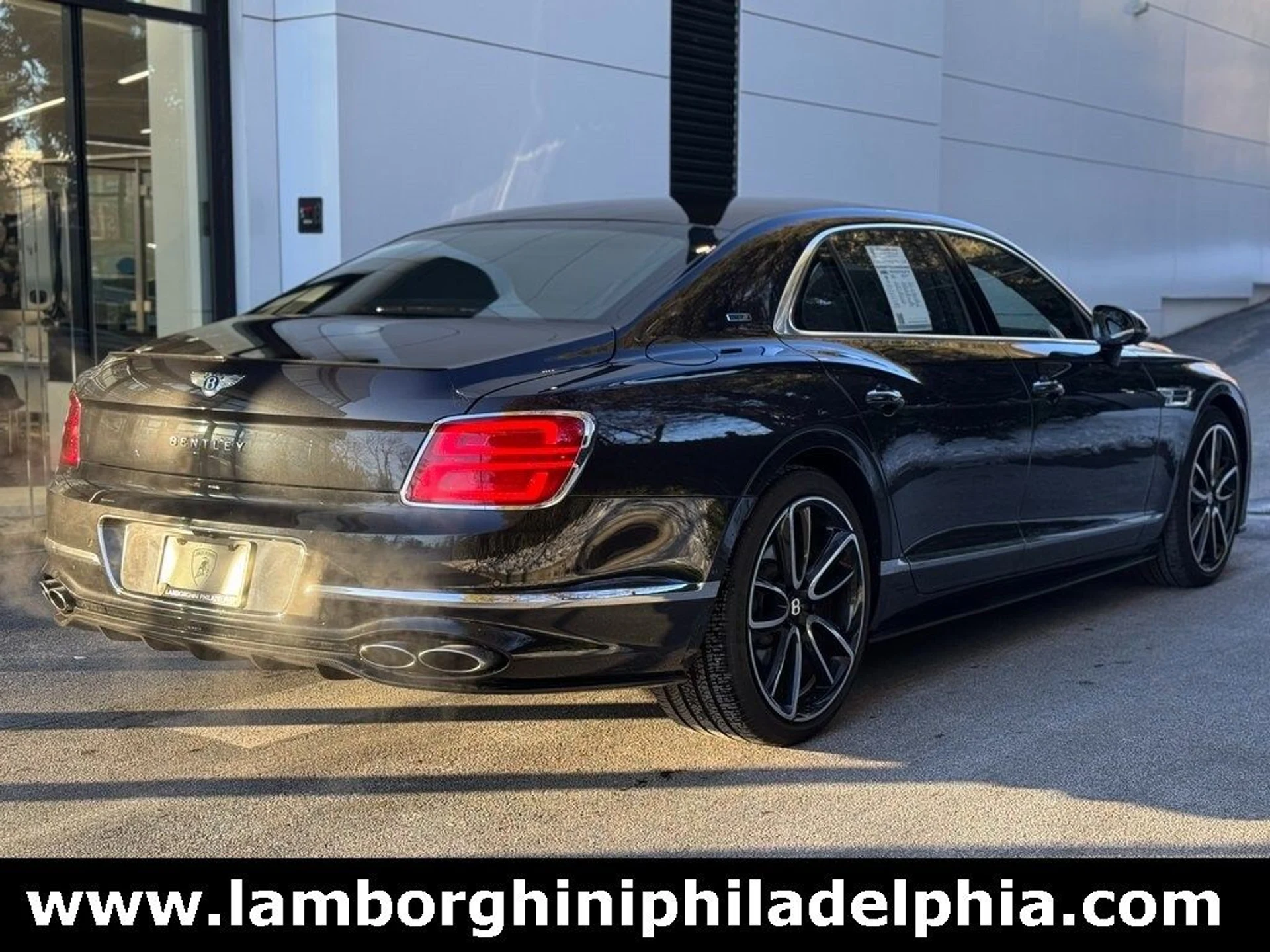 mph003_2115419778_de2de780912f1776ed911181b37a5910x_62bf302469