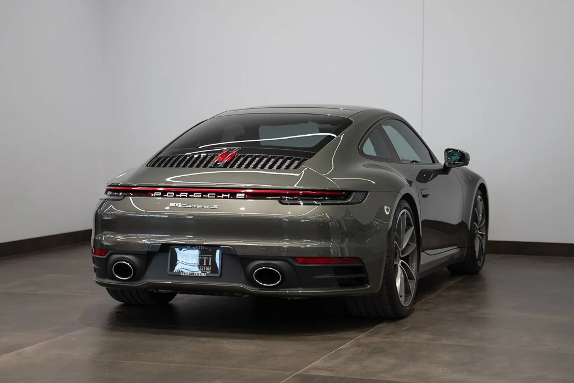 mph003_2122614340_porsche_911_2020_jpg_v_1778691807_f882258730
