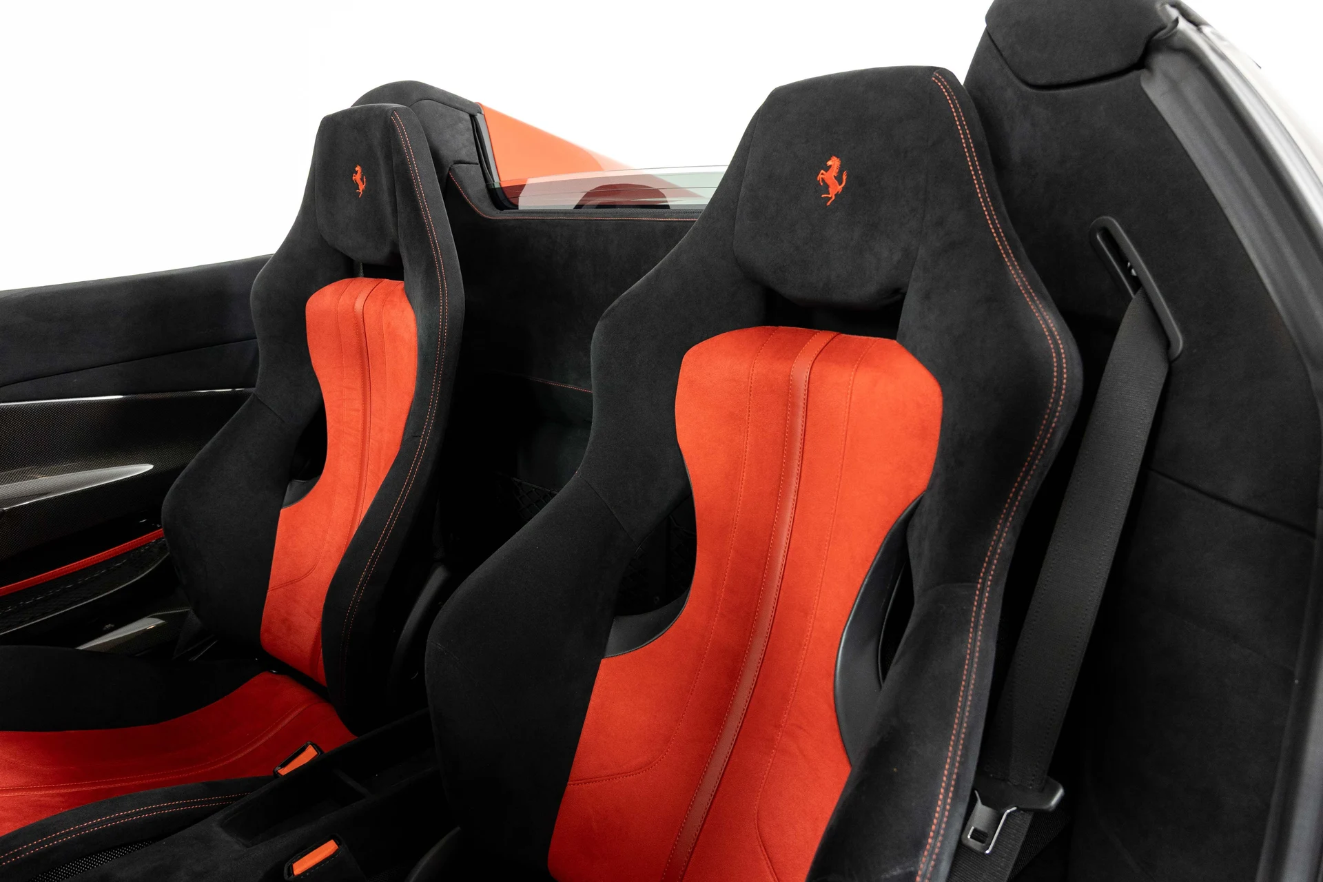 mph003_212695935_c9b316000962bc97ffff77ce4d40fad7_93f33364c3