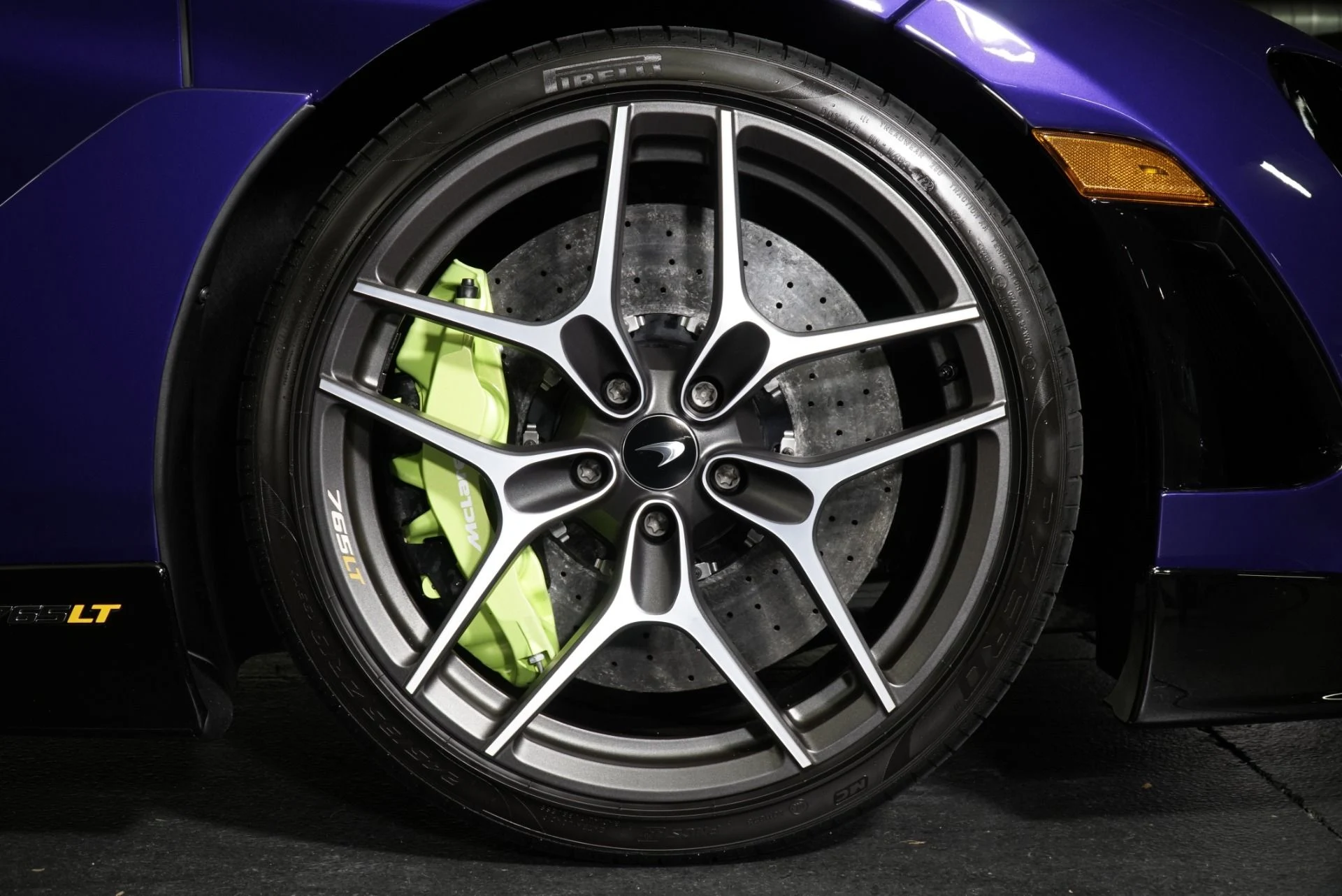 mph003_2128973520_Used_2022_Mc_Laren_765_LT_1764005423_01b3438cc0