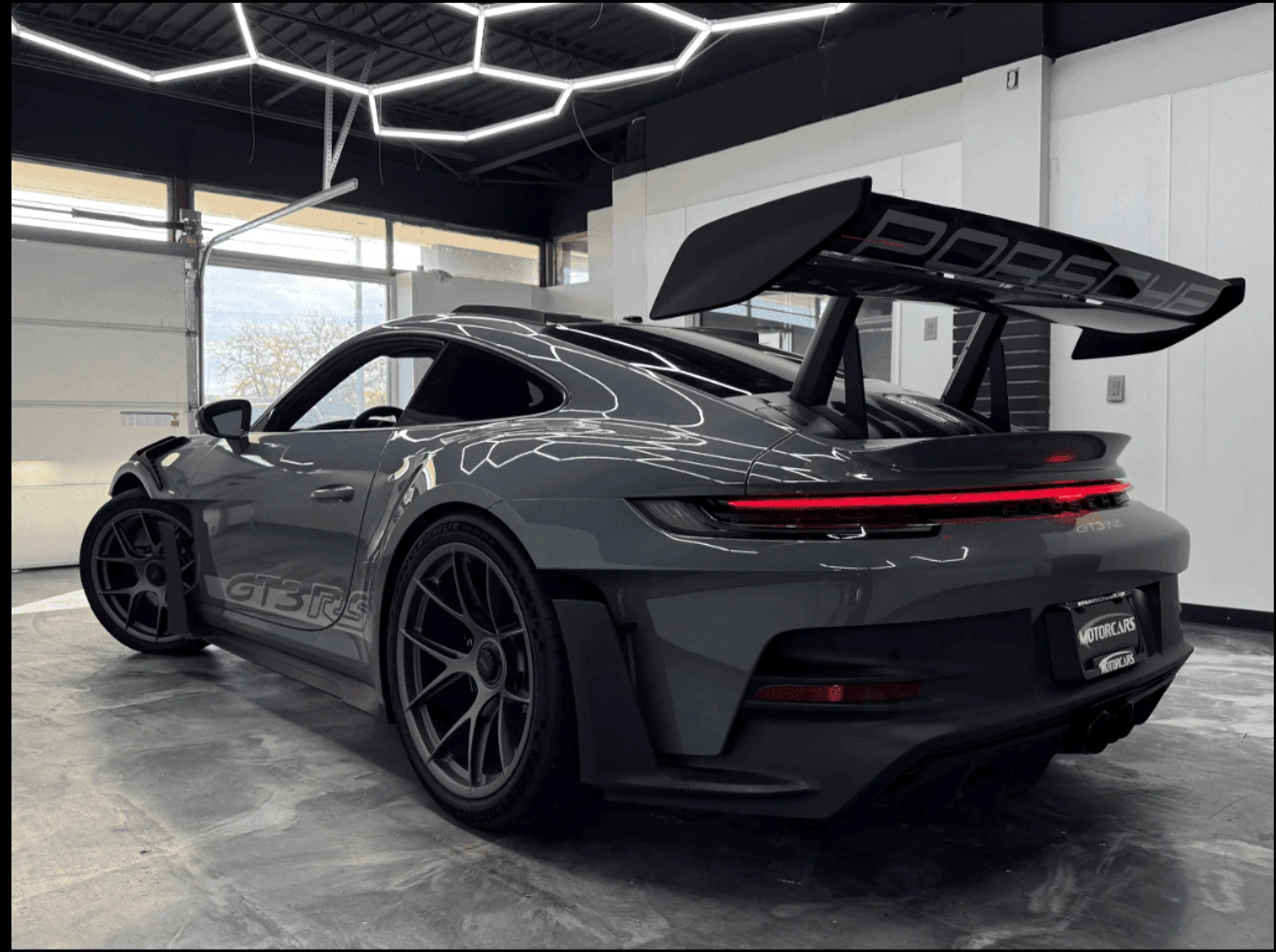 mph003_2138485841_9c4b65e4ceb2a3f3a32d64fee4d39df3_35d1235203