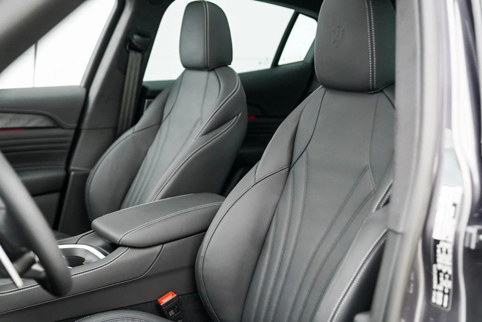 mph003_214443723_DT_Wc_Z_Tt_Egwc_N6_W_Me_5_ZSDJN_3gt_Y_b2f7f4890d