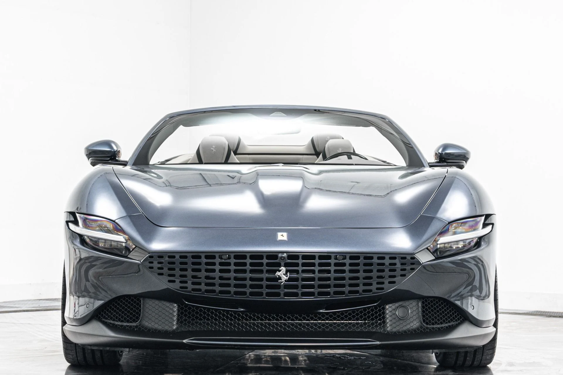 mph003_2148141930_Used_2025_Ferrari_Roma_Spider_As_New_Magneride_Suspension_Loaded_with_Tech_Options_1783606945_8fd4c6c26d