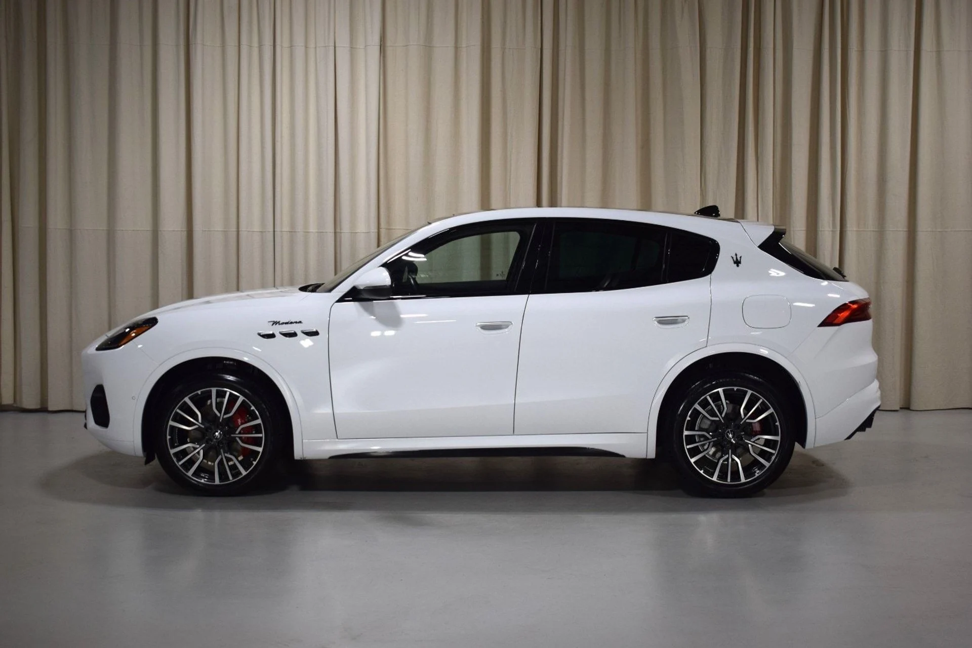 mph003_2169392715_b0791c31a4082b2a79ad03b042fc8d0cx_6d3c8f6d3b