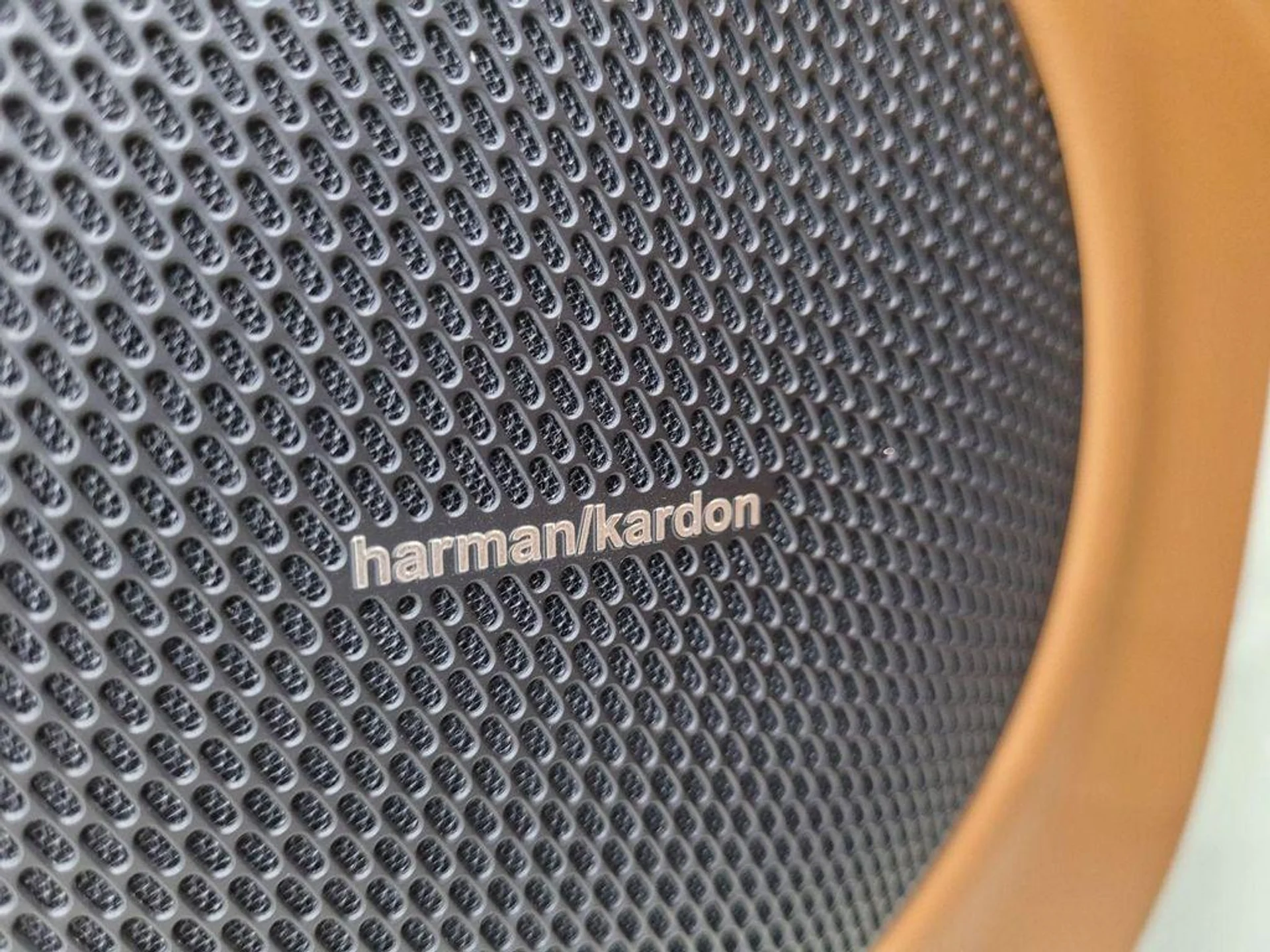 mph003_2169466379_Rl_Hu_M5604thv_AC_5_M6_C_F_Wso_Eys_338c16e7b8