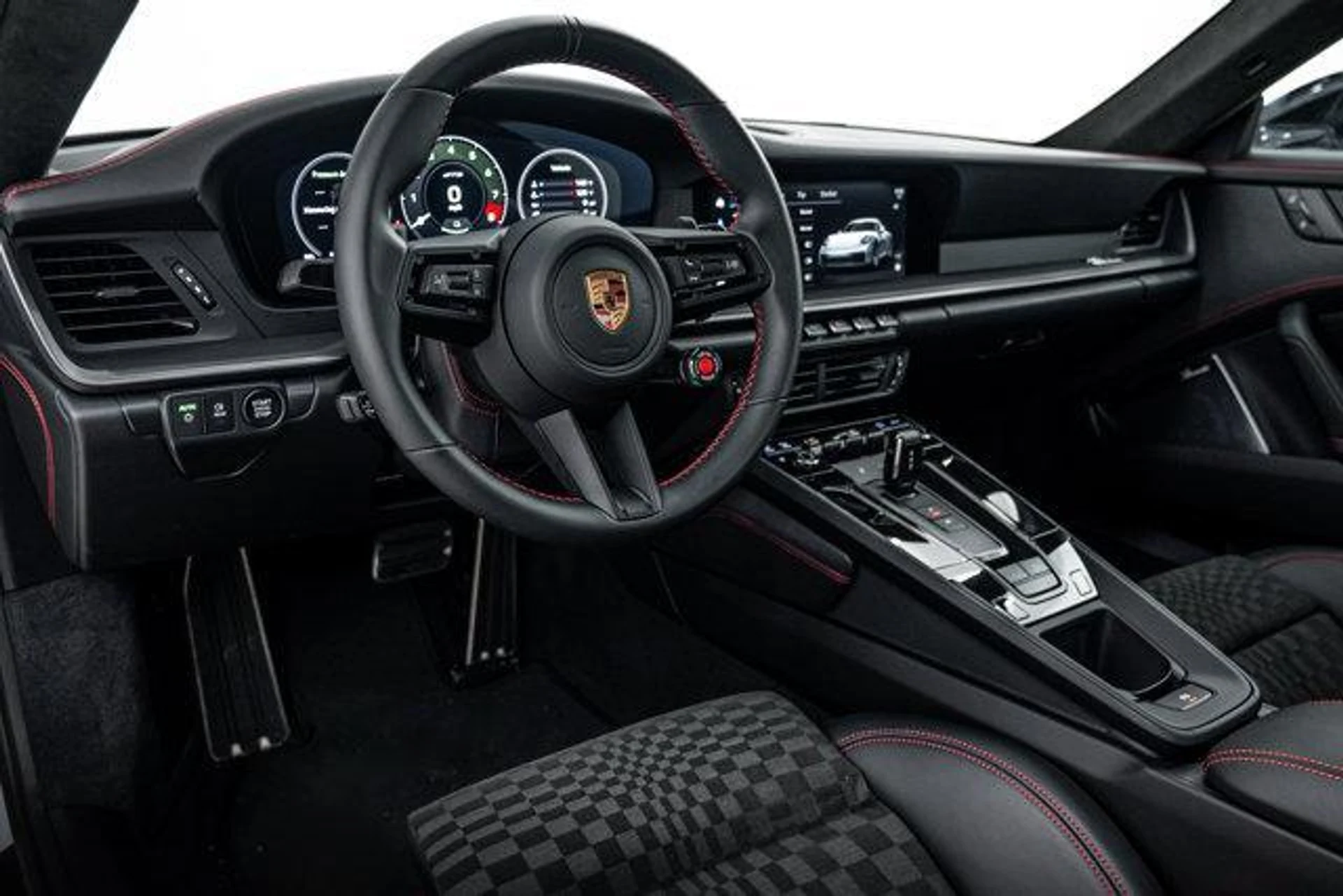 mph003_2190575050_gq_Gl_AQ_5_T4_VC_1_Jn_Q_Vxxy_X_La_Ul_ZSM_3a7f98e700