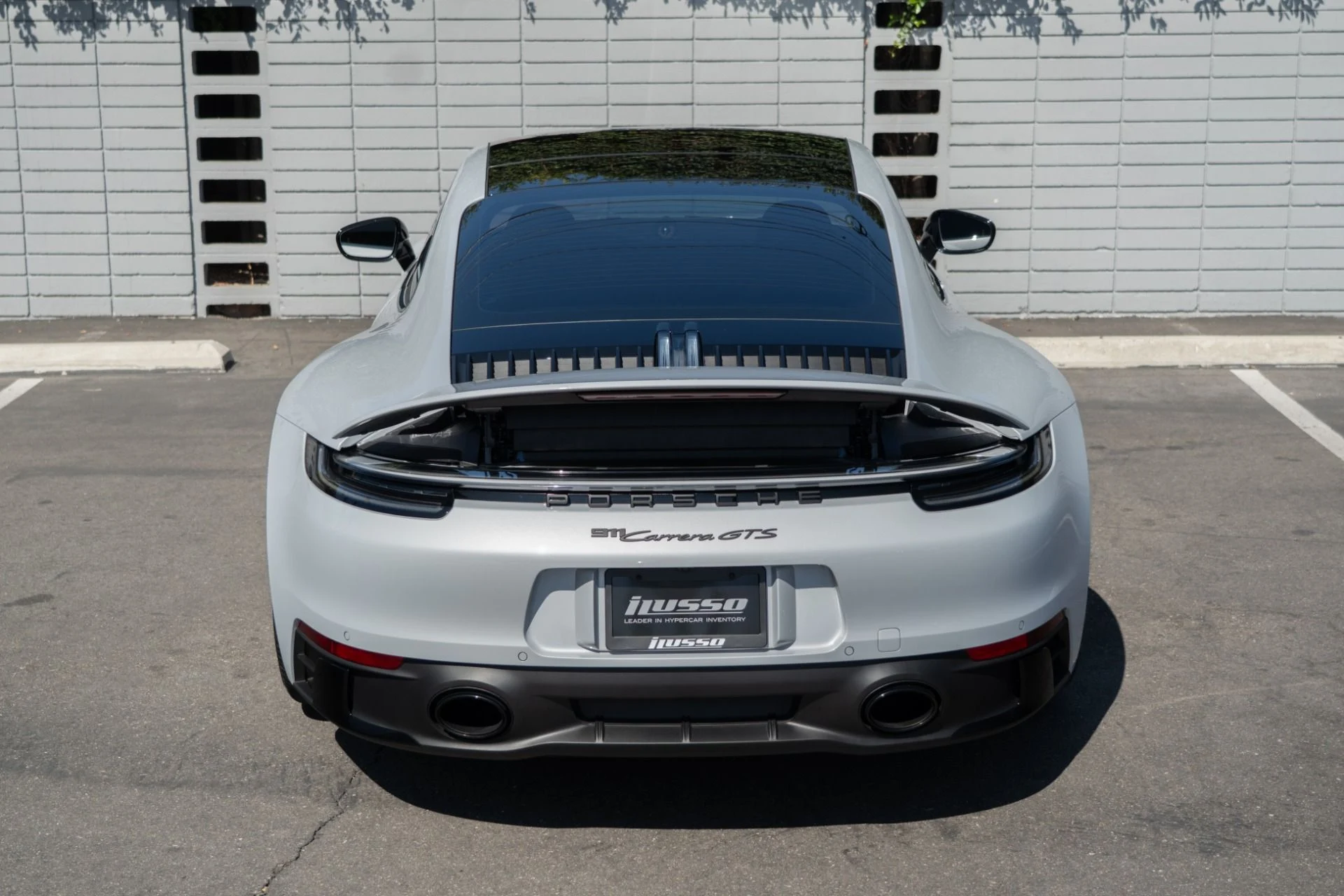 mph003_2193717620_Used_2024_Porsche_911_Carrera_GTS_1755716211_bfb6ca7be7