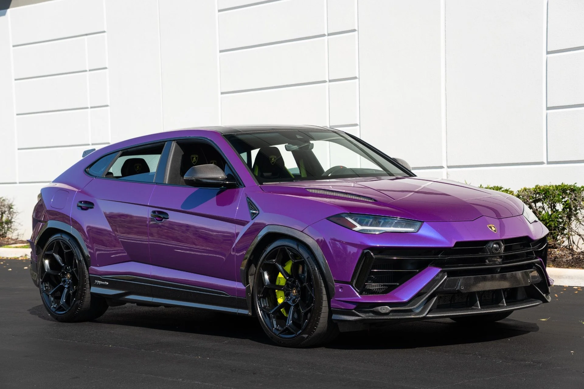 mph003_2200109284_Used_2023_Lamborghini_Urus_Performante_1771690657_5244836d16