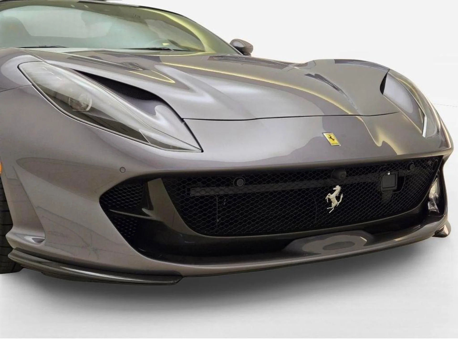 mph003_2208571019_Used_2022_Ferrari_812_GTS_1777383825_6cb77240aa