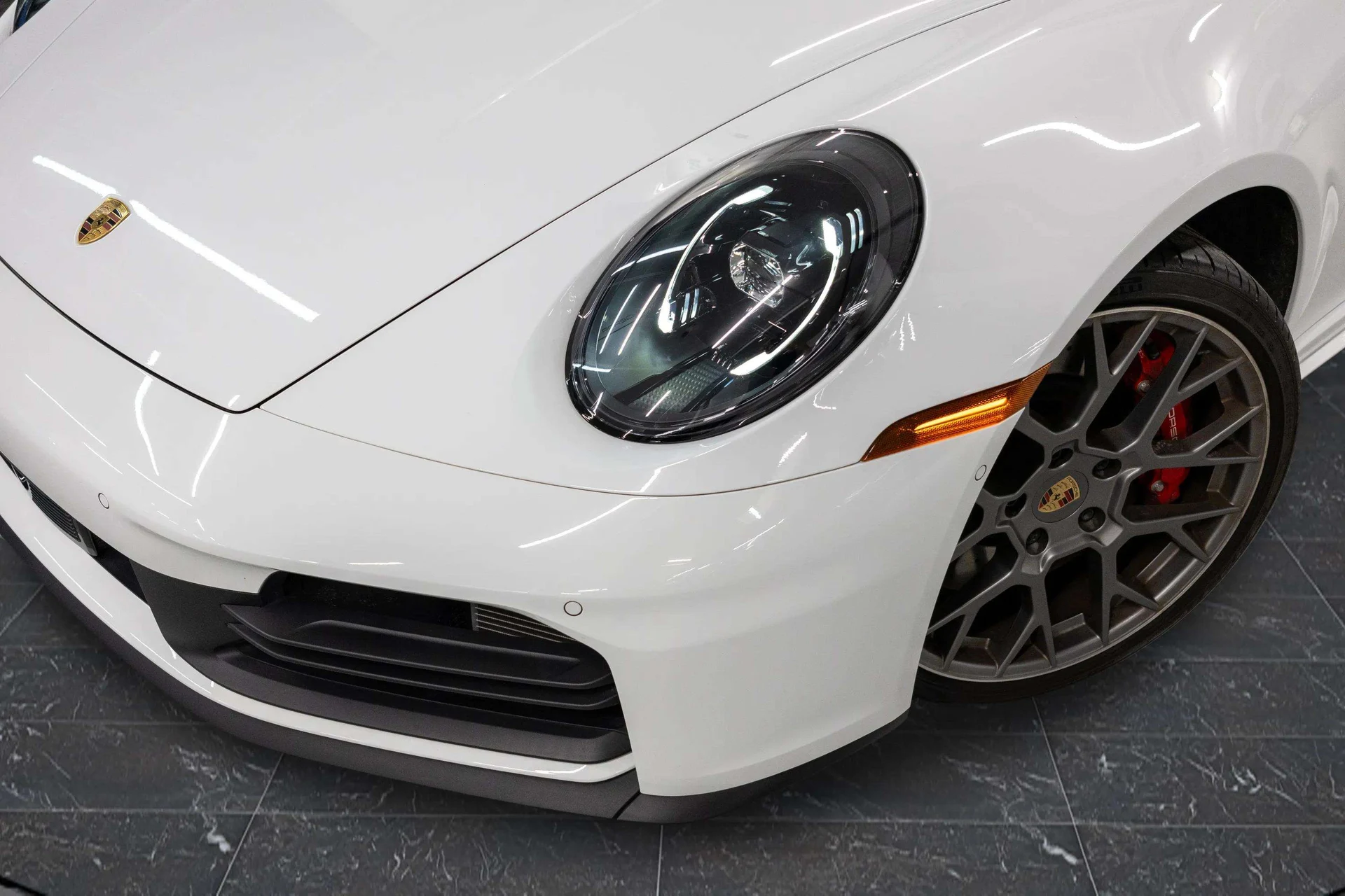 mph003_2217305416_e78a2365_0f21_483b_880f_33269ad41f29_202520_Porsche2091120_Carrera20_S20_Cabriolet2028_WP_0_CH_2_A91_SS_24928329_4_e3d0456b29
