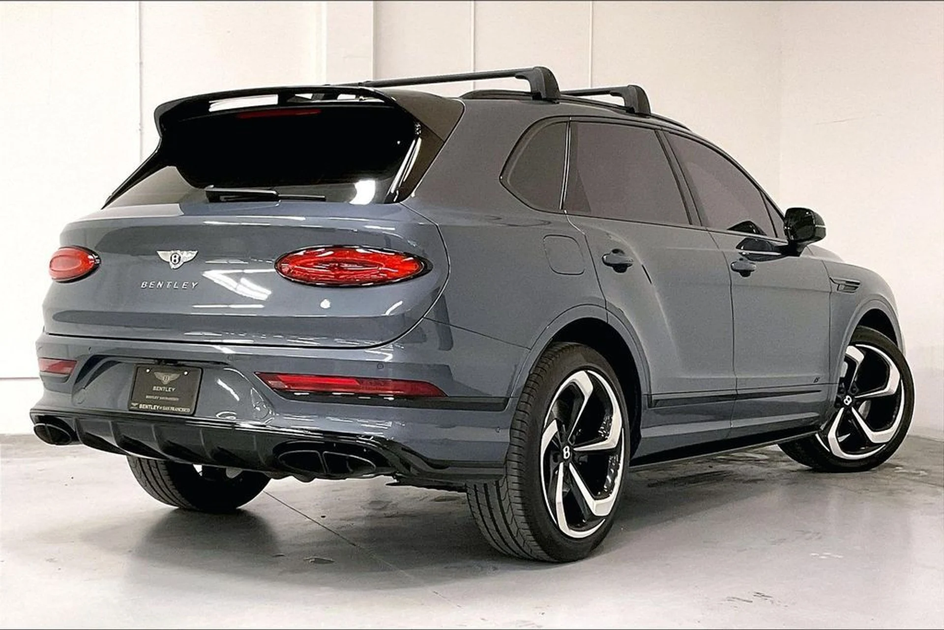 mph003_2217885412_94e4f5c0f1d6692633471dbc970a7987x_bcf318442f