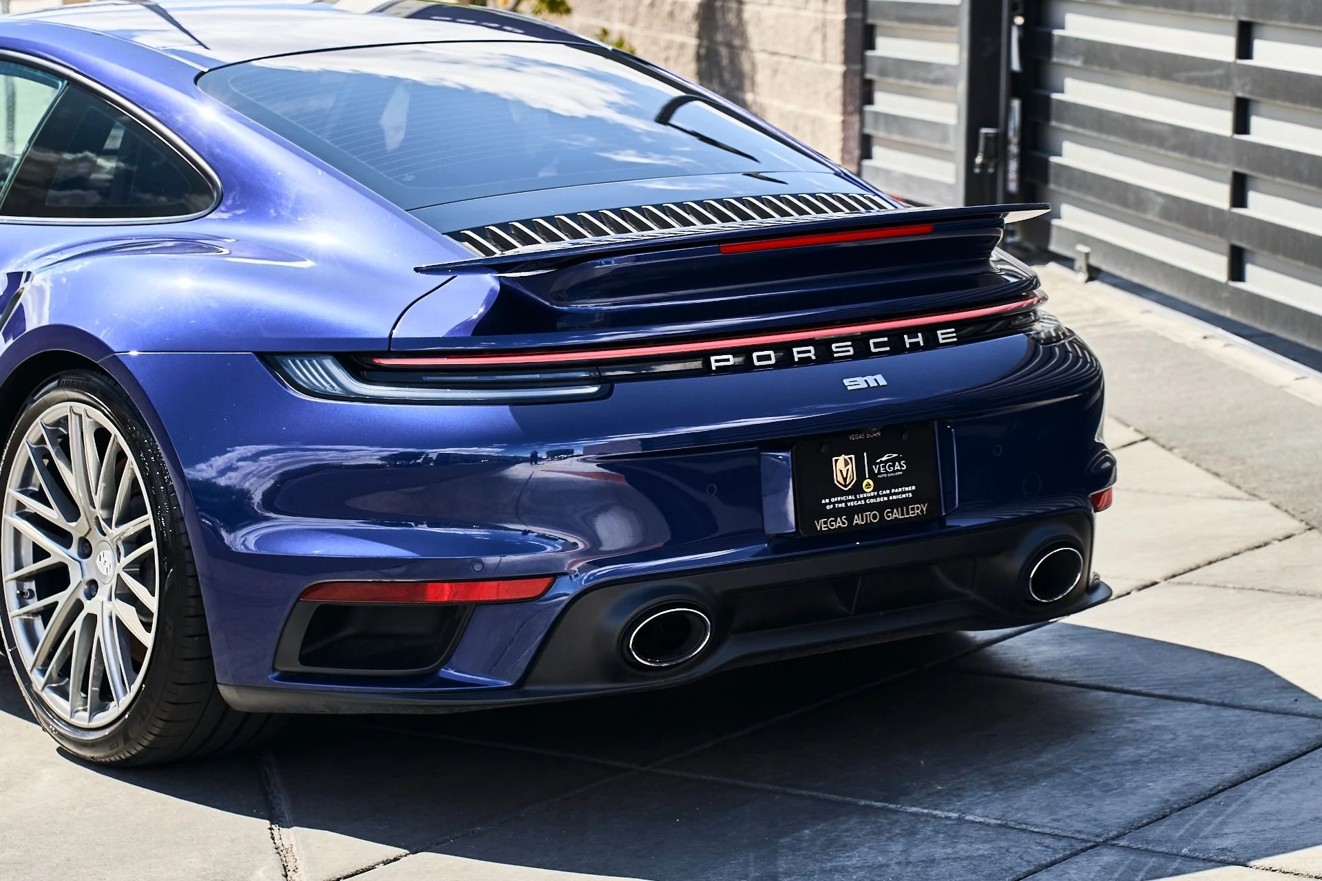 mph003_2219778925_Used_2021_Porsche_911_Turbo_1789725899_dd7d0146a7