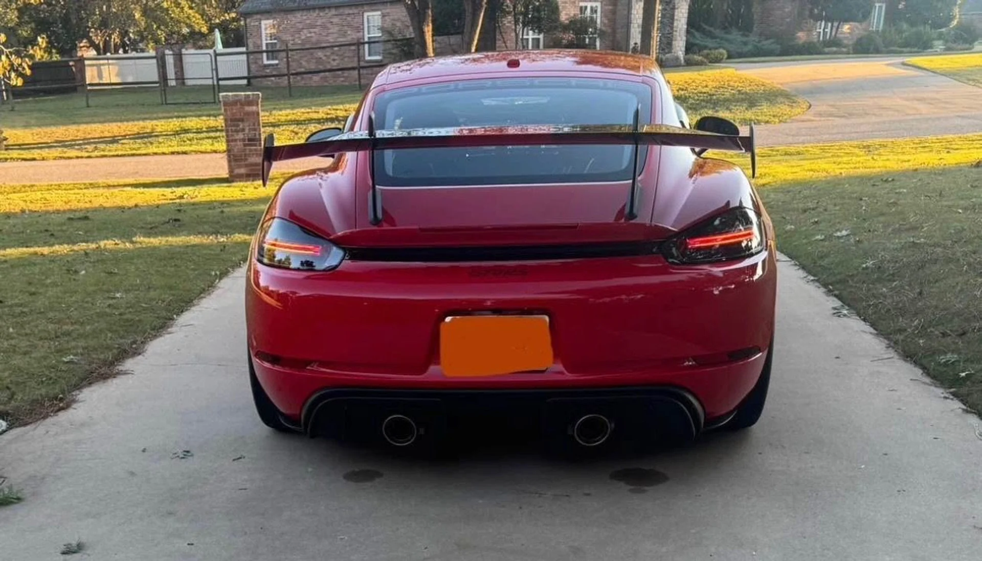 mph003_2221812617_Used_2025_Porsche_718_Cayman_GT_4_RS_1762885888_efd6e5f463