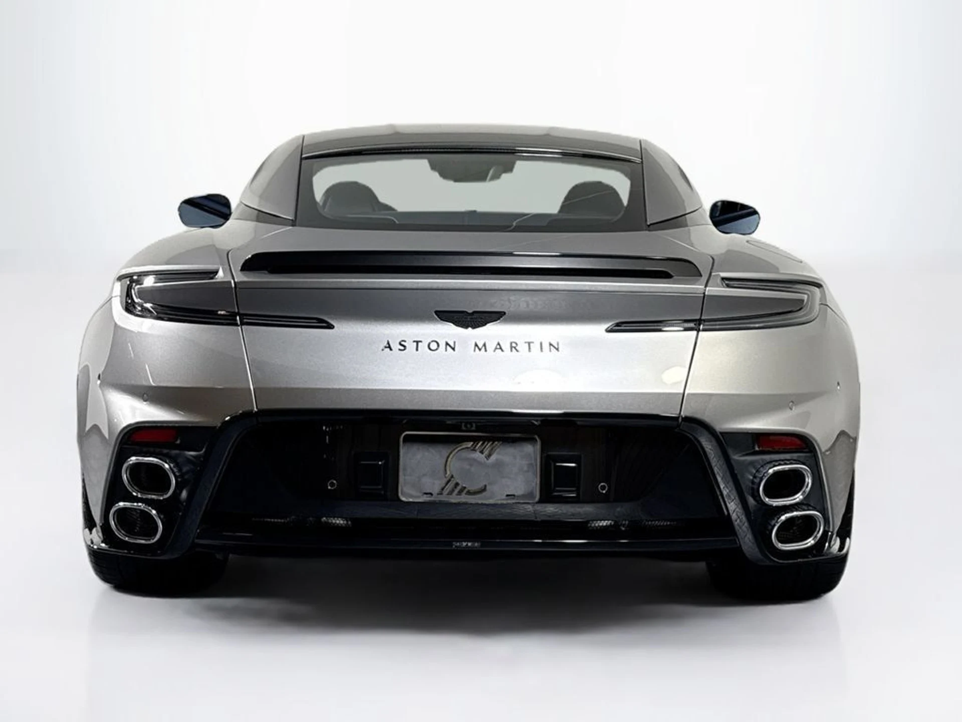 mph003_2222331829_new_2026_aston_martin_db12_11350_23038289_4_1024_508d8f0f44
