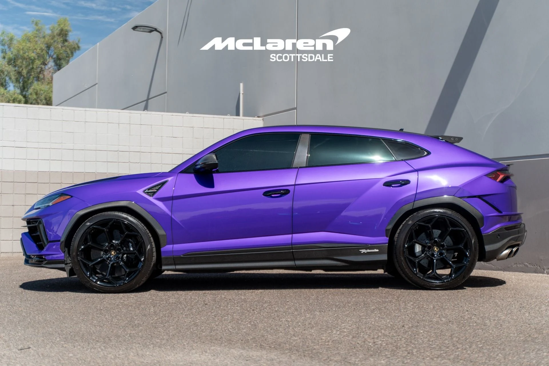 mph003_2223459995_Used_2023_LAMBORGHINI_URUS_Performante_1780096364_437e2c5e18