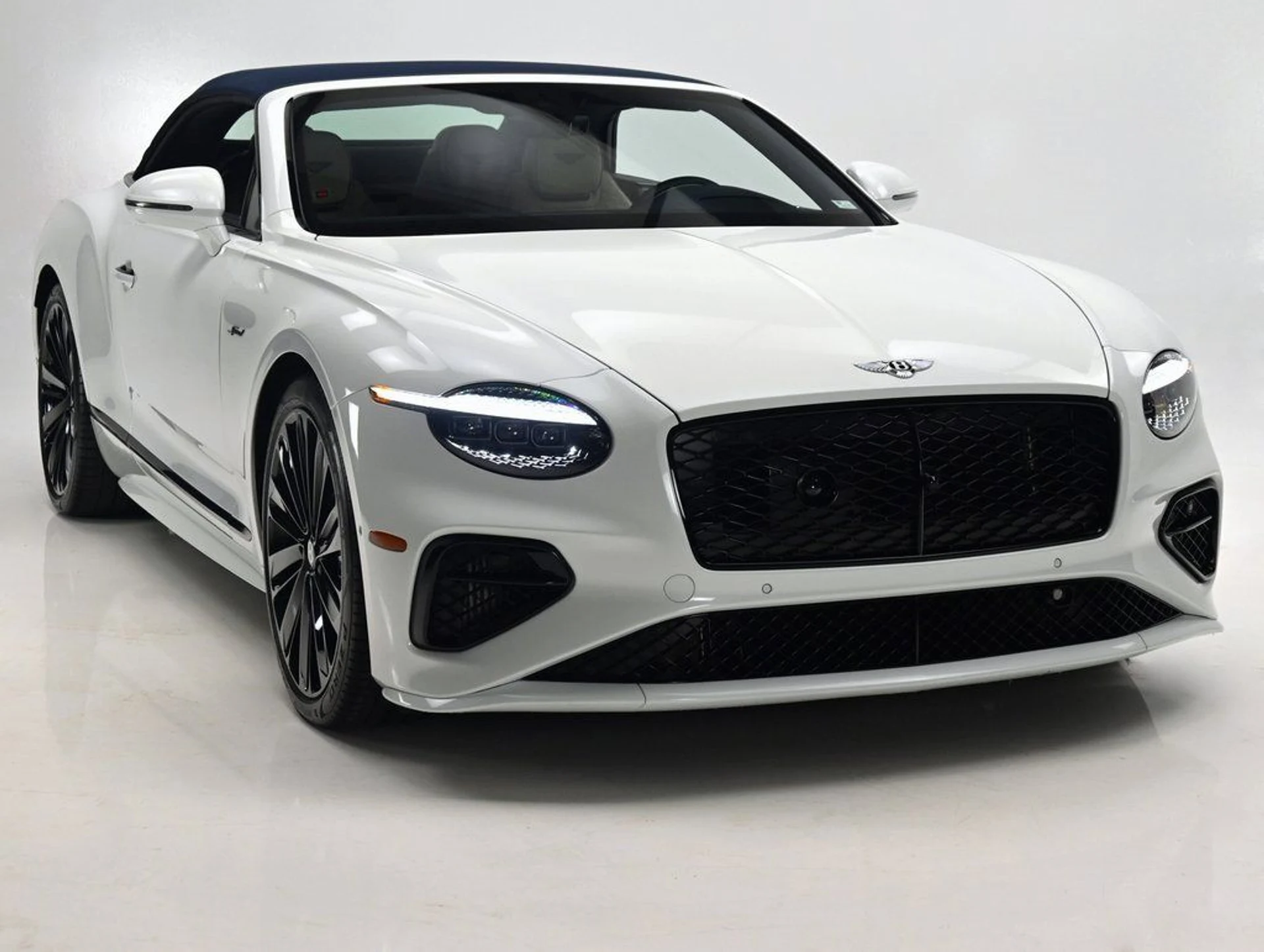 mph003_2229538734_fc153995d8e648ec9d056def3b902717_006ec70e75