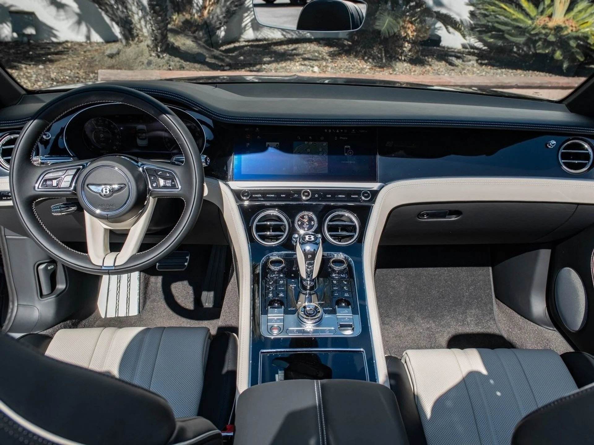 mph003_2230731195_12ebf7368d89b8381c06b37924c26c87x_287f35cc04